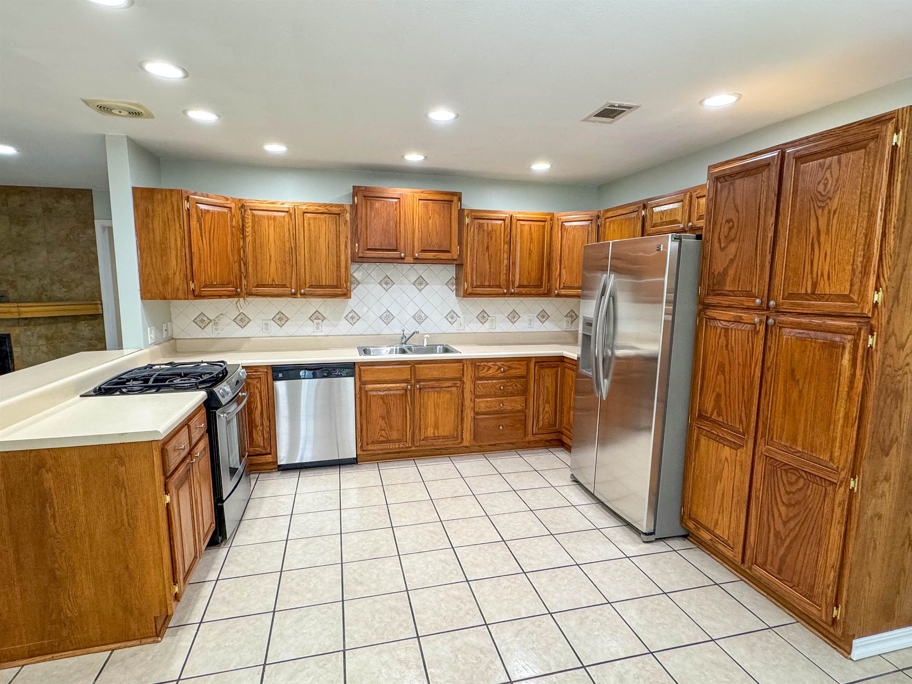 103  Yasmine Ln  Cave City, AR