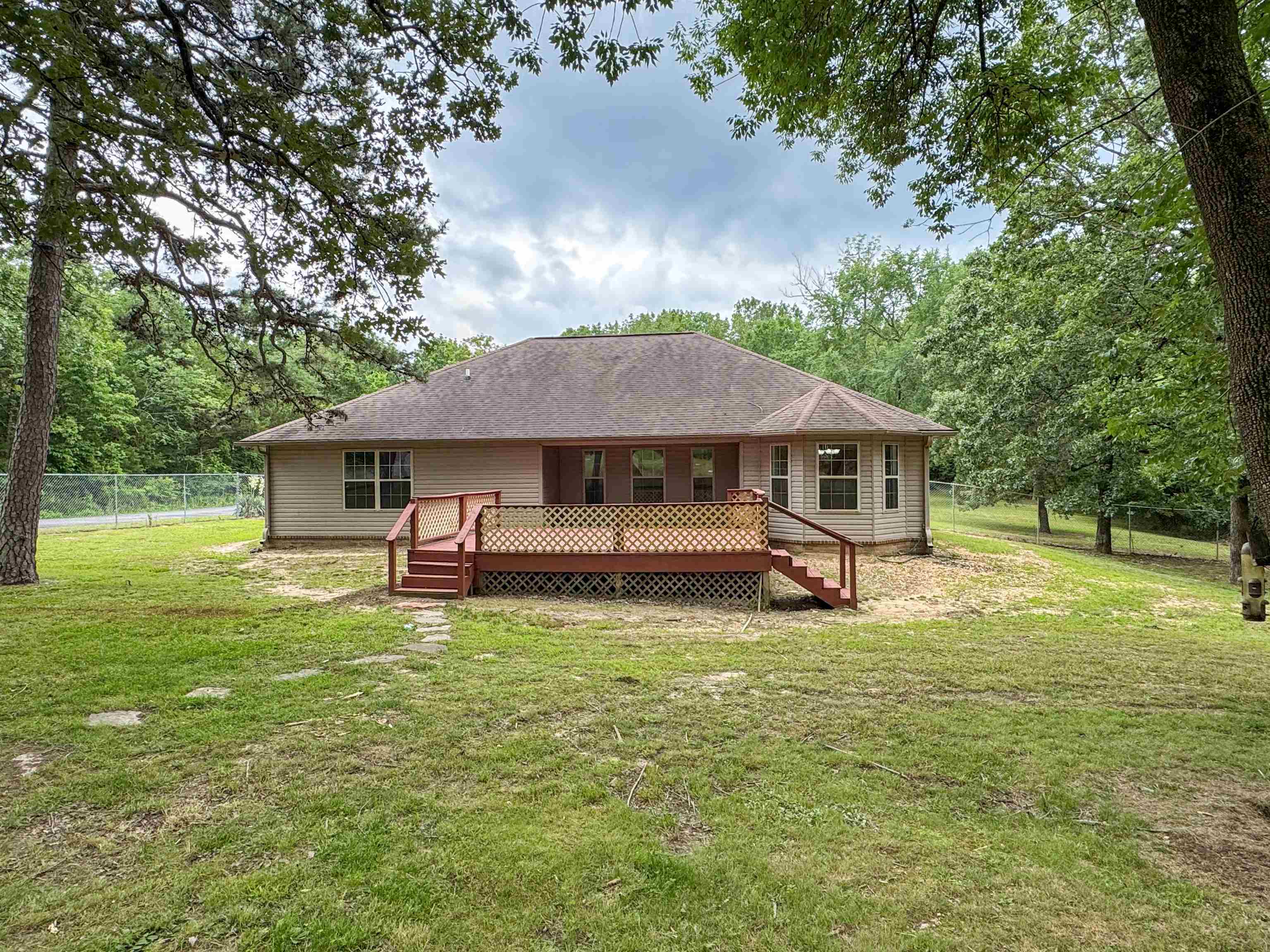 103  Yasmine Ln  Cave City, AR