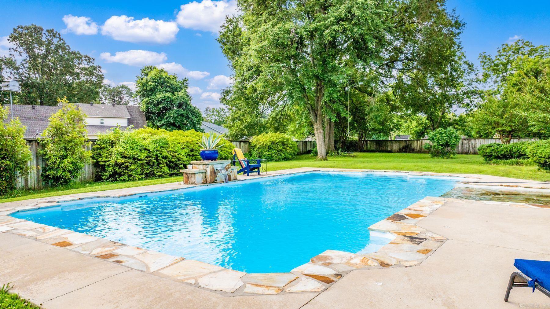 19  Privett Park Dr  Lonoke, AR