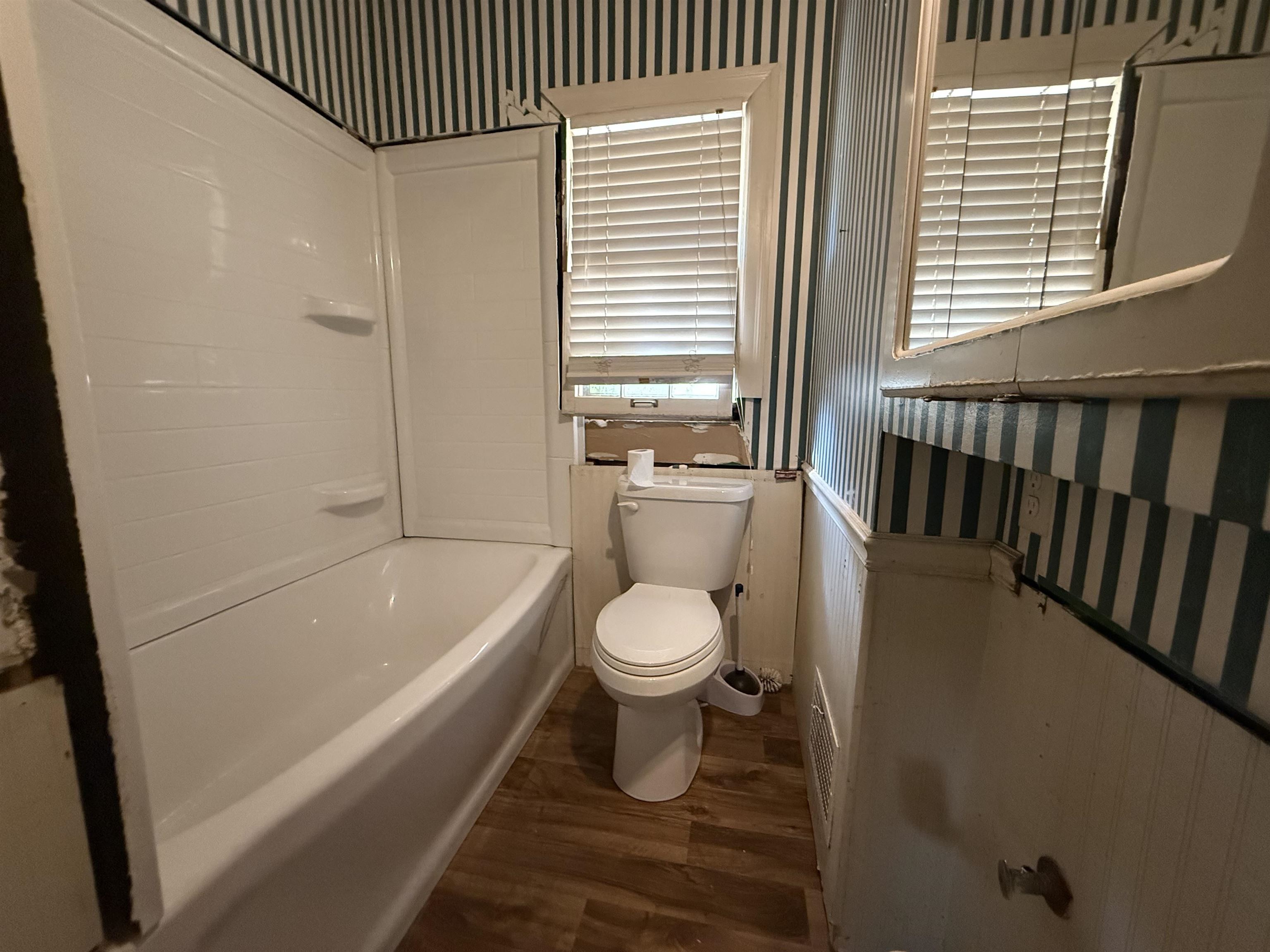 404 S 5th  Thayer, MO