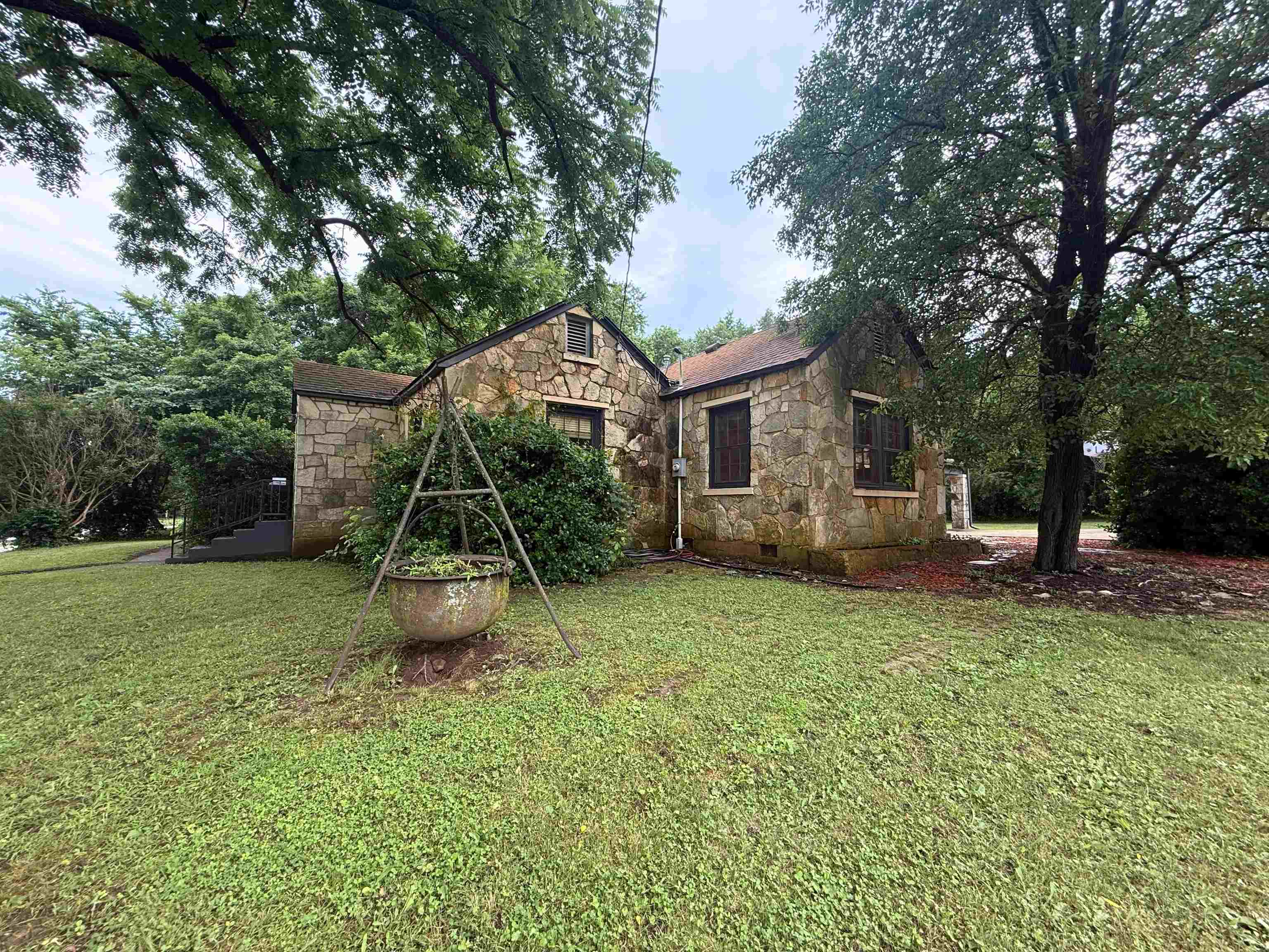 404 S 5th  Thayer, MO