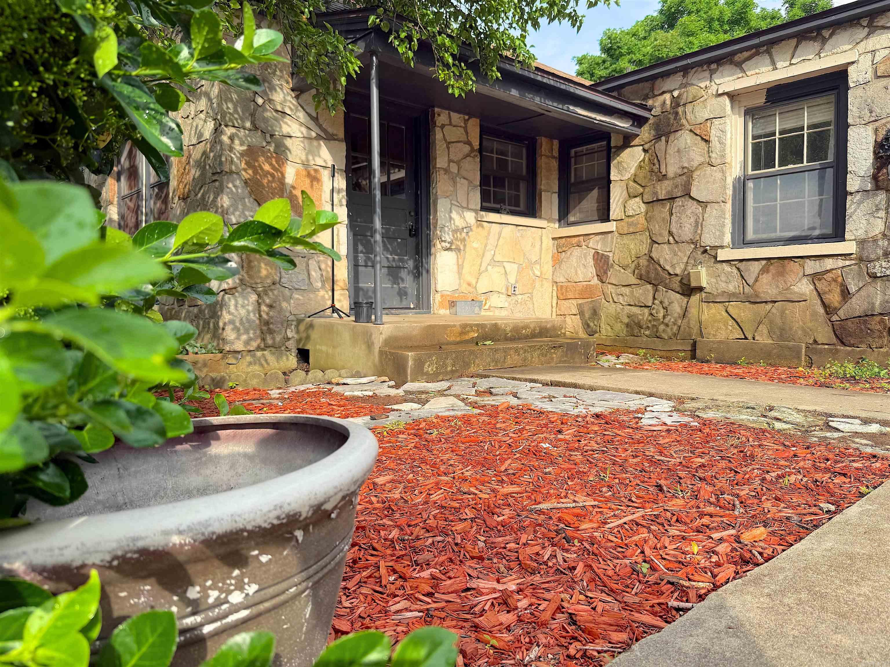 404 S 5th  Thayer, MO