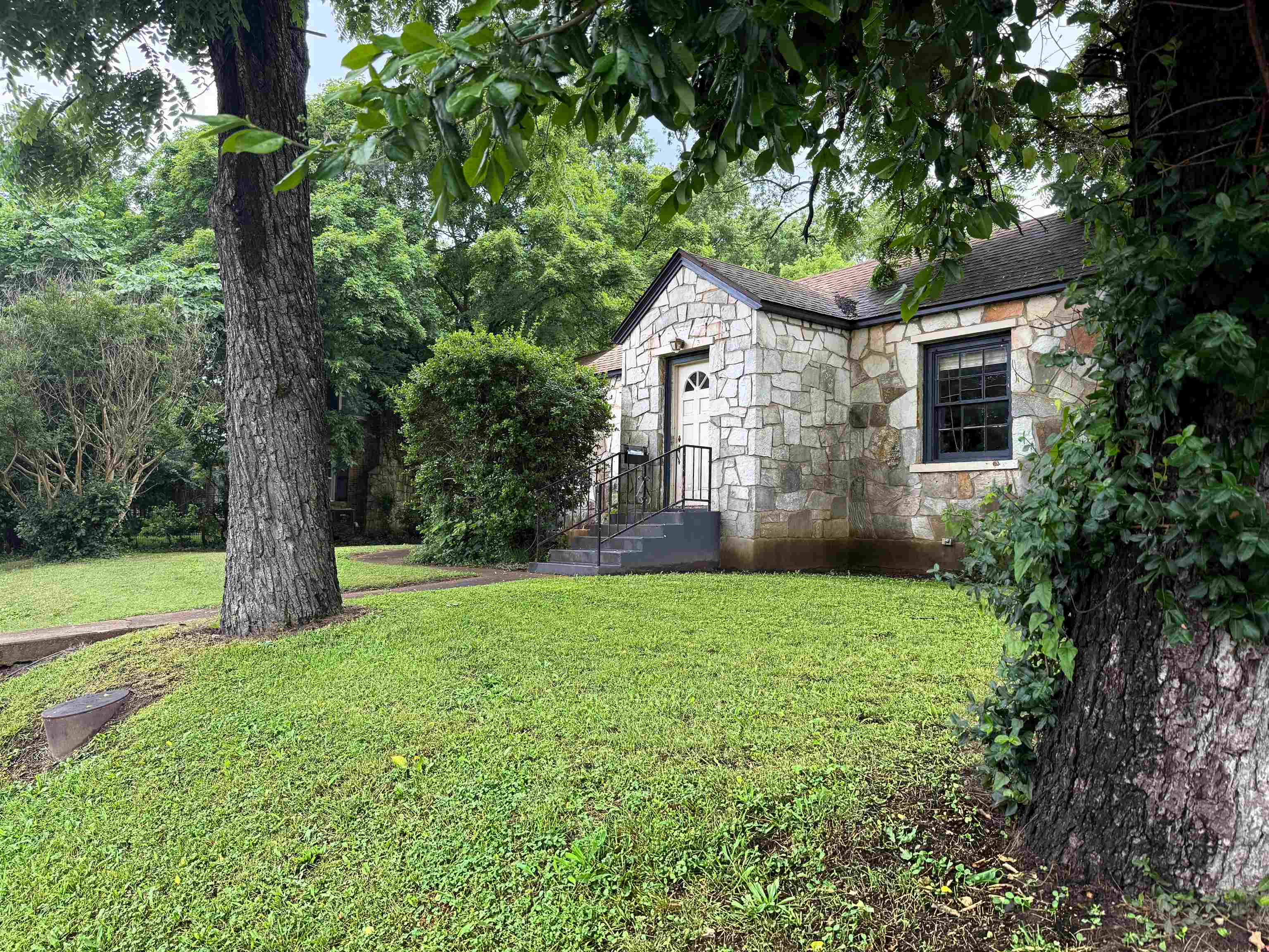 404 S 5th  Thayer, MO