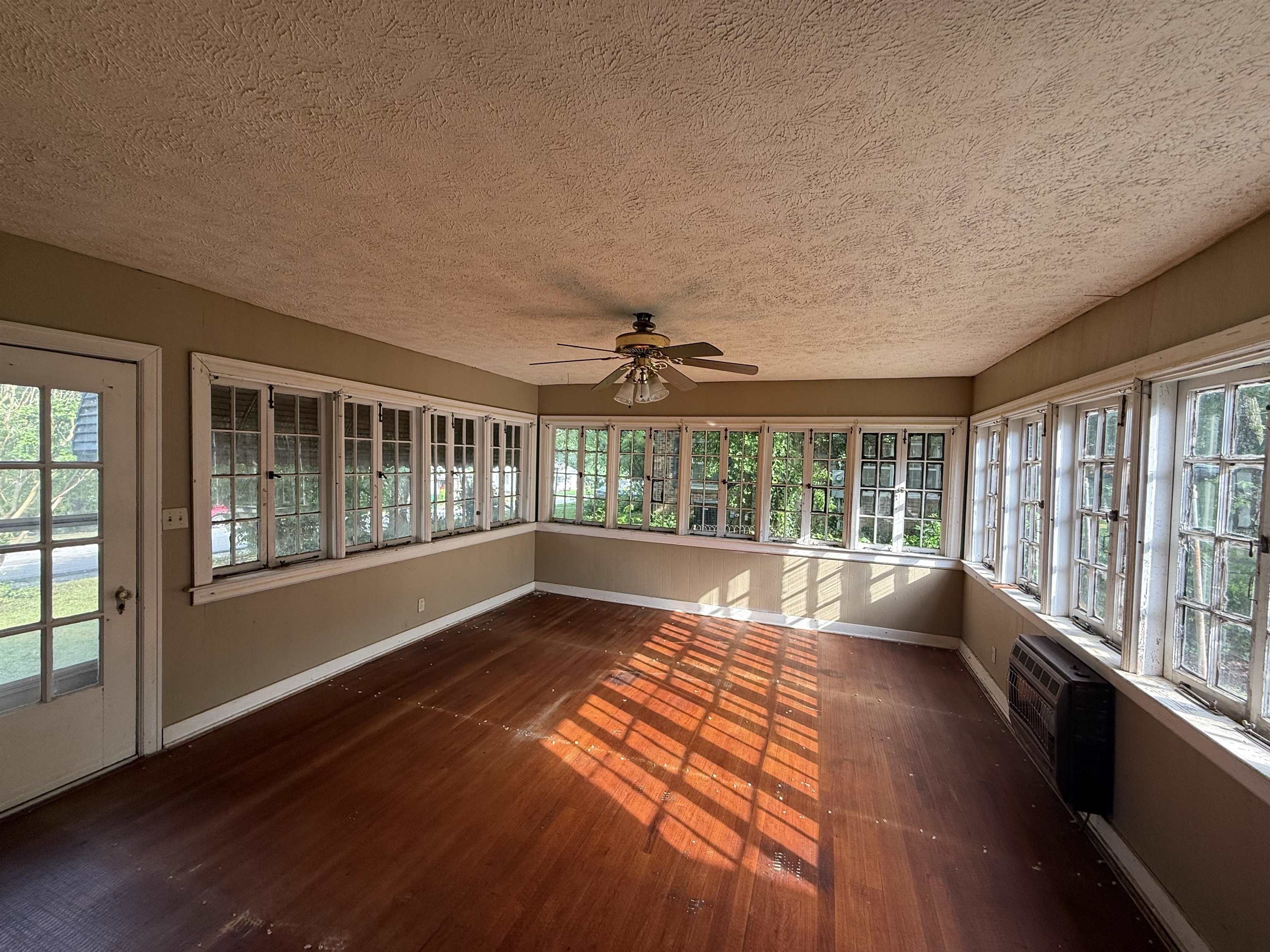 404 S 5th  Thayer, MO