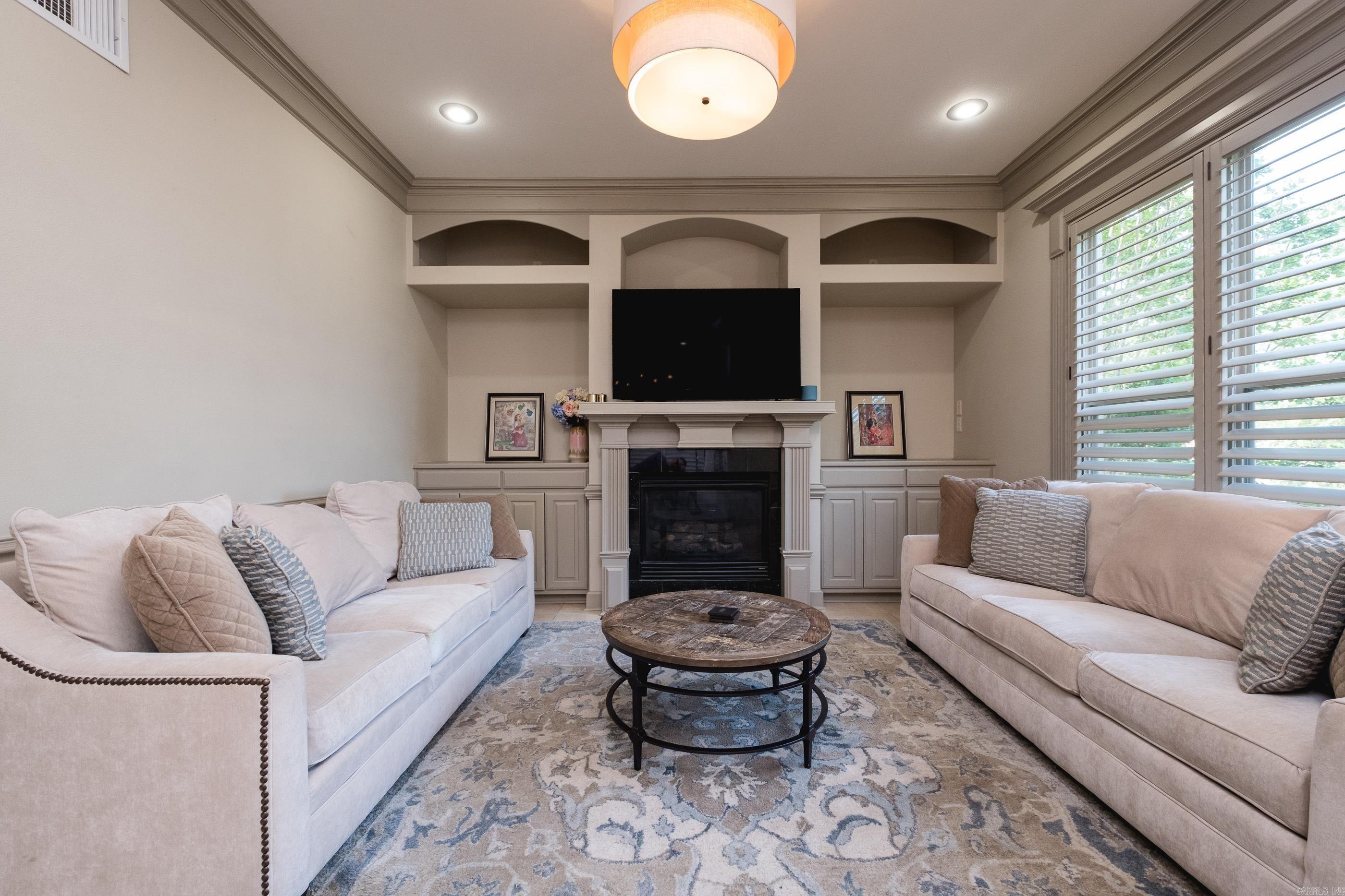 22  Epernay Circle  Little Rock, AR