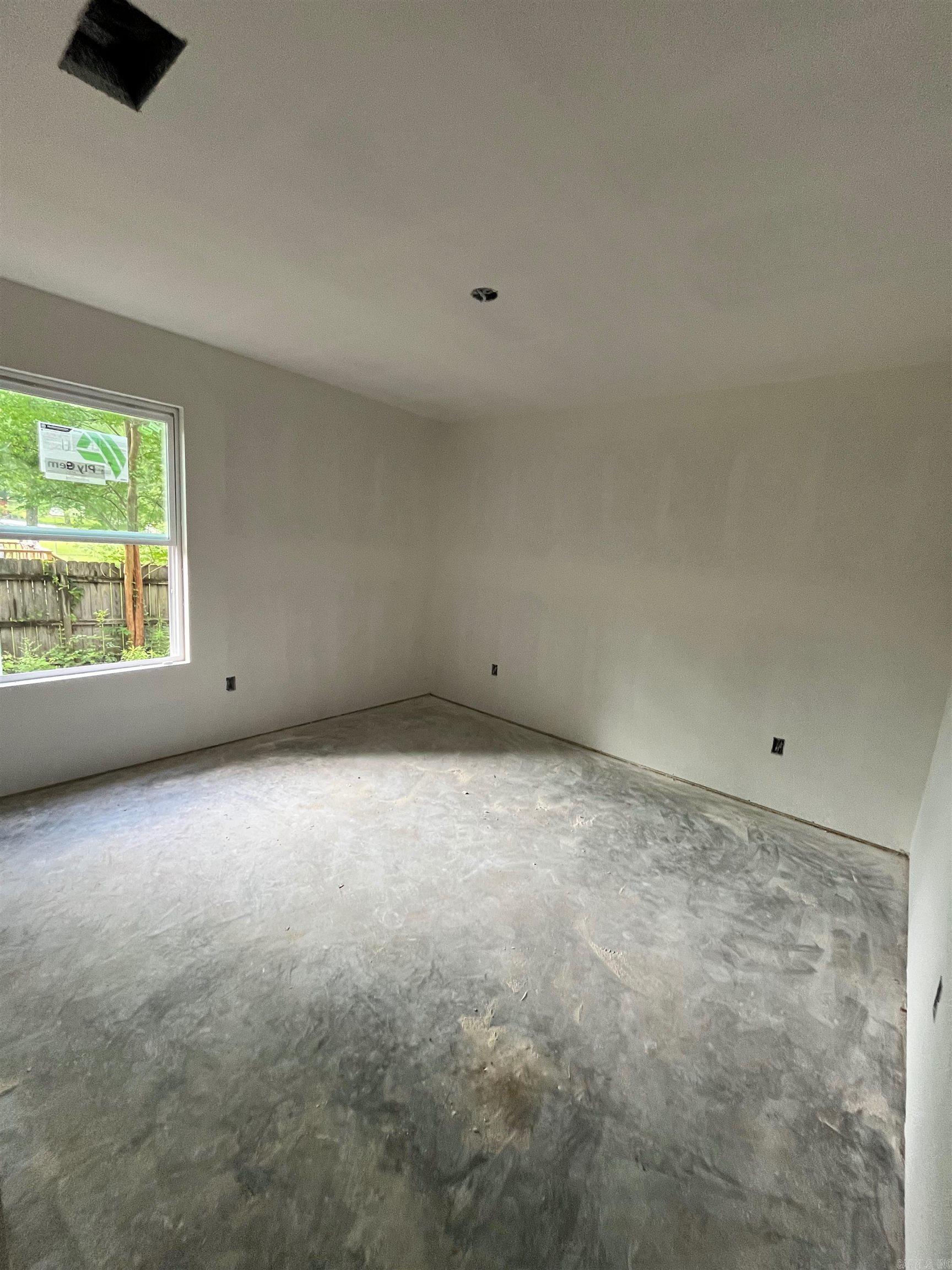 1324  Maple Street  Malvern, AR