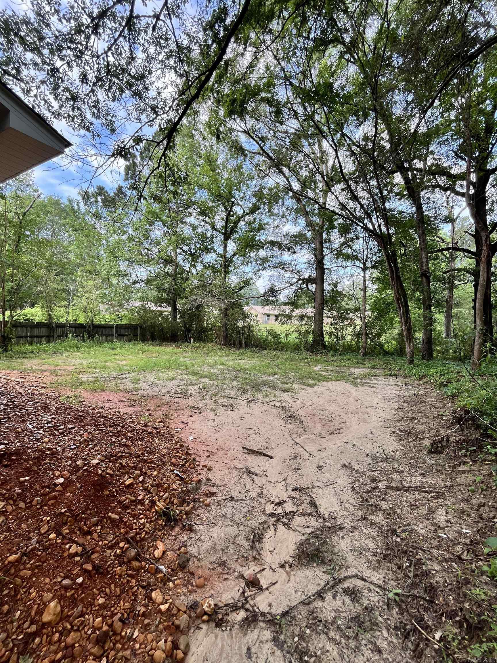1324  Maple Street  Malvern, AR