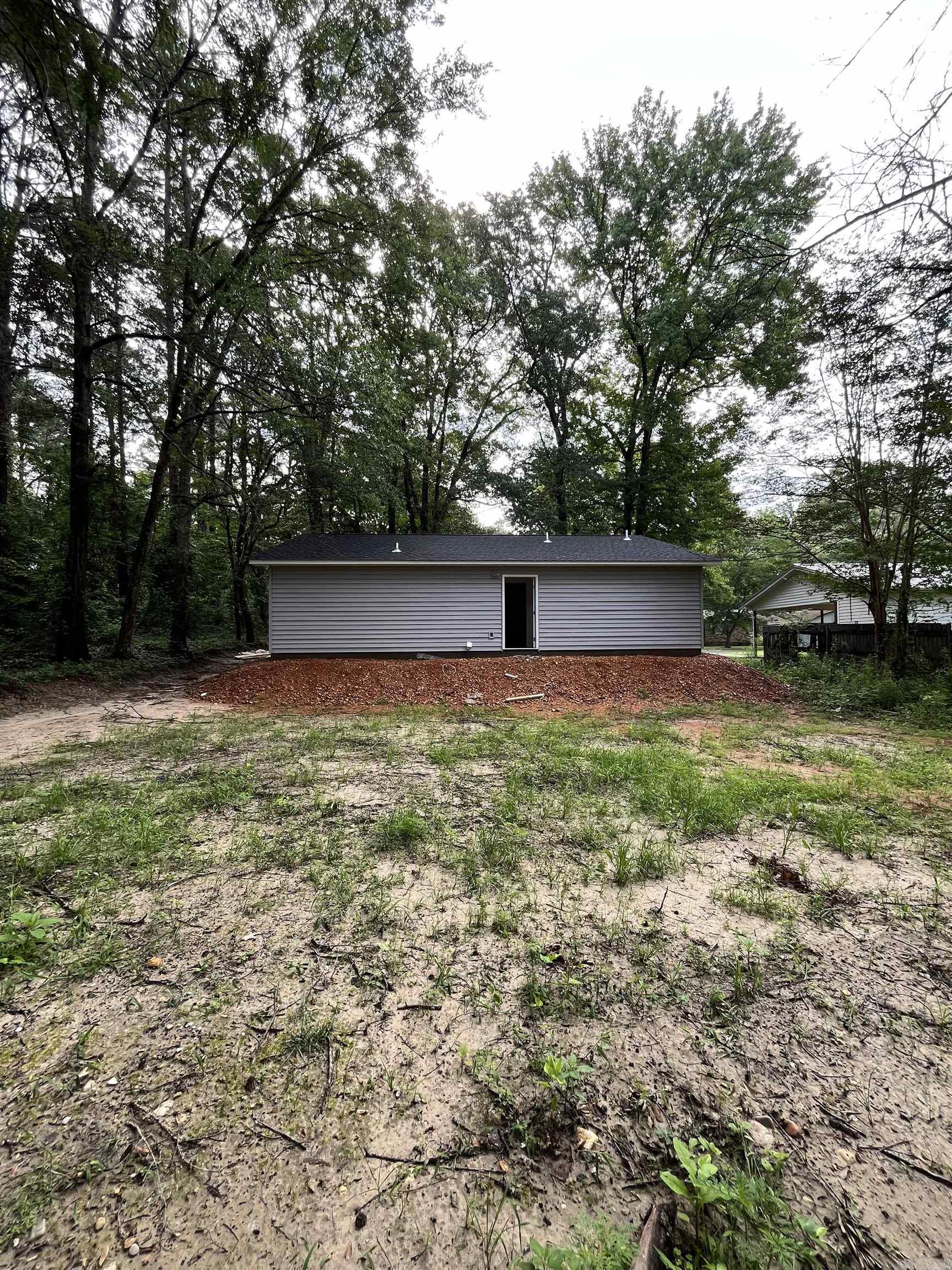 1324  Maple Street  Malvern, AR