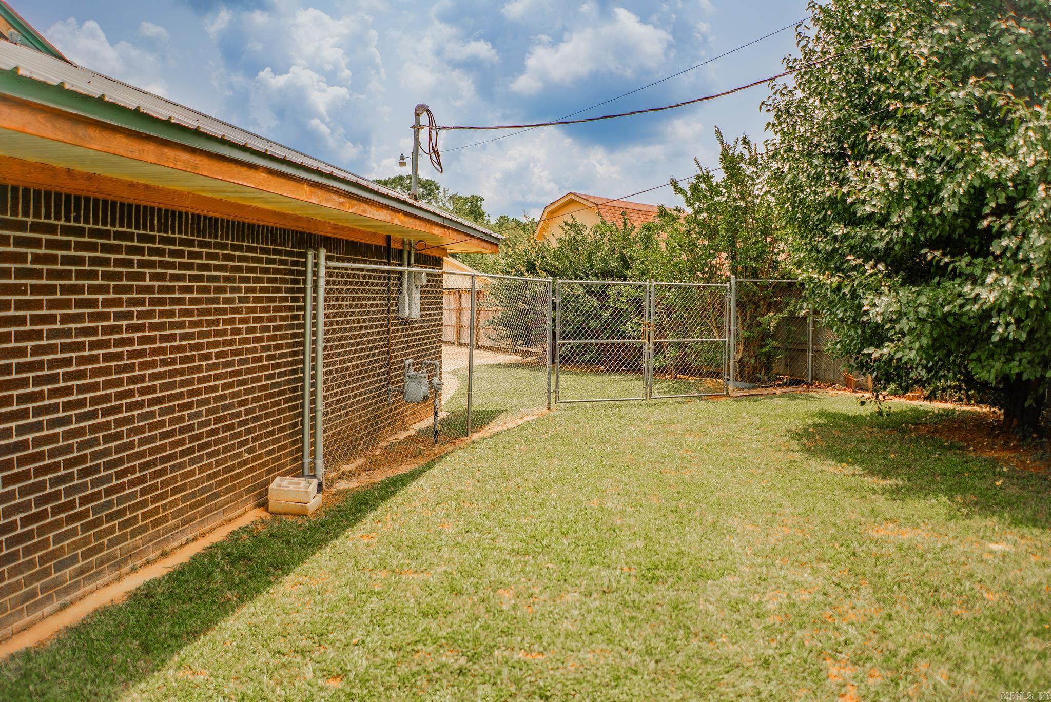 114  Roy  Monticello, AR