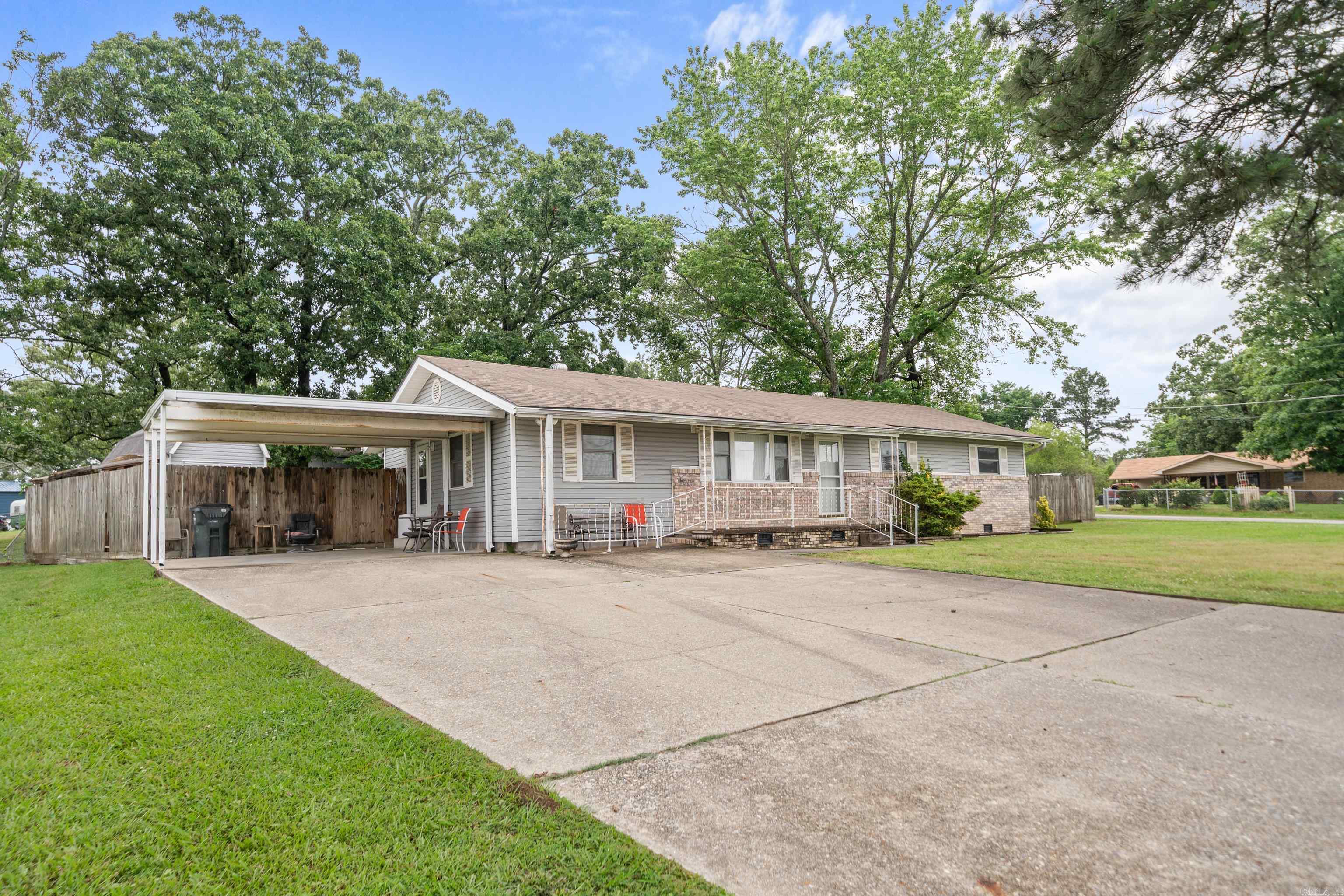 103 N ROSS MADDOX  RD  Pearcy, AR