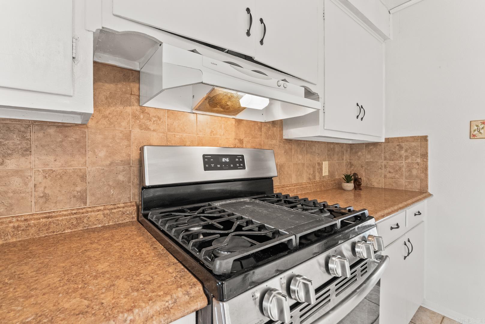 104  Parkview  North Little Rock, AR