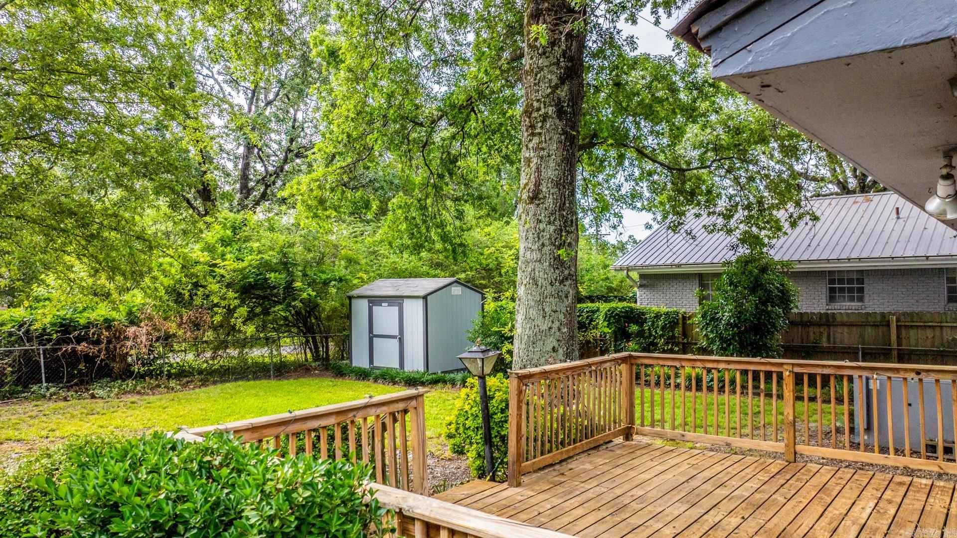 104  Parkview  North Little Rock, AR