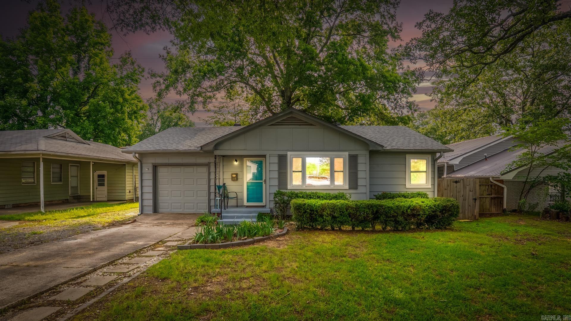 104  Parkview  North Little Rock, AR