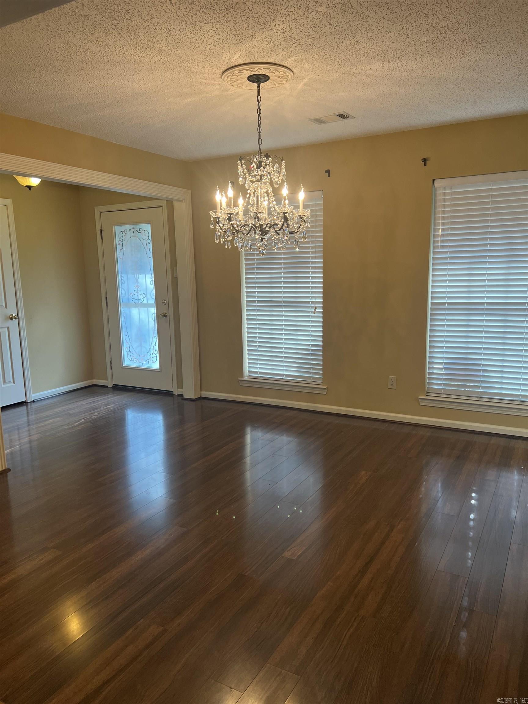 11  Vixen  Jacksonville, AR