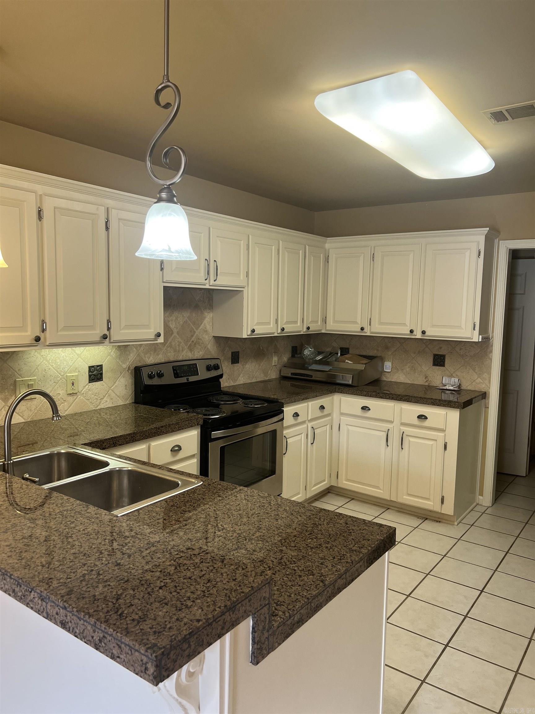 11  Vixen  Jacksonville, AR