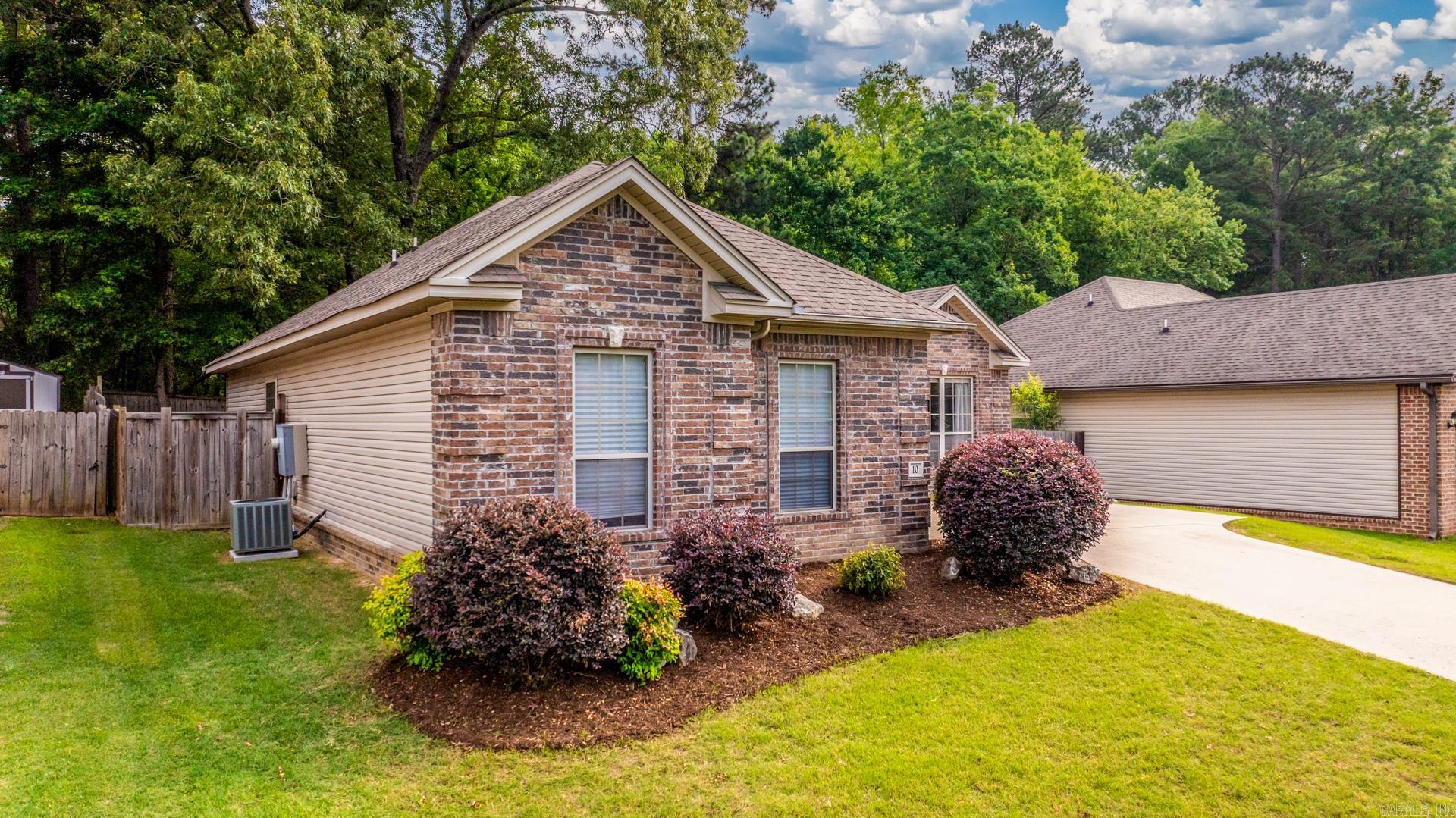 10  Ponds Edge  Alexander, AR