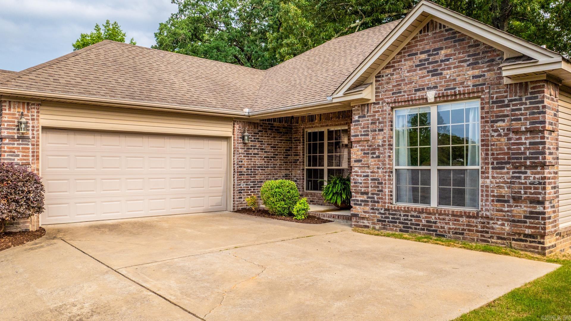 10  Ponds Edge  Alexander, AR