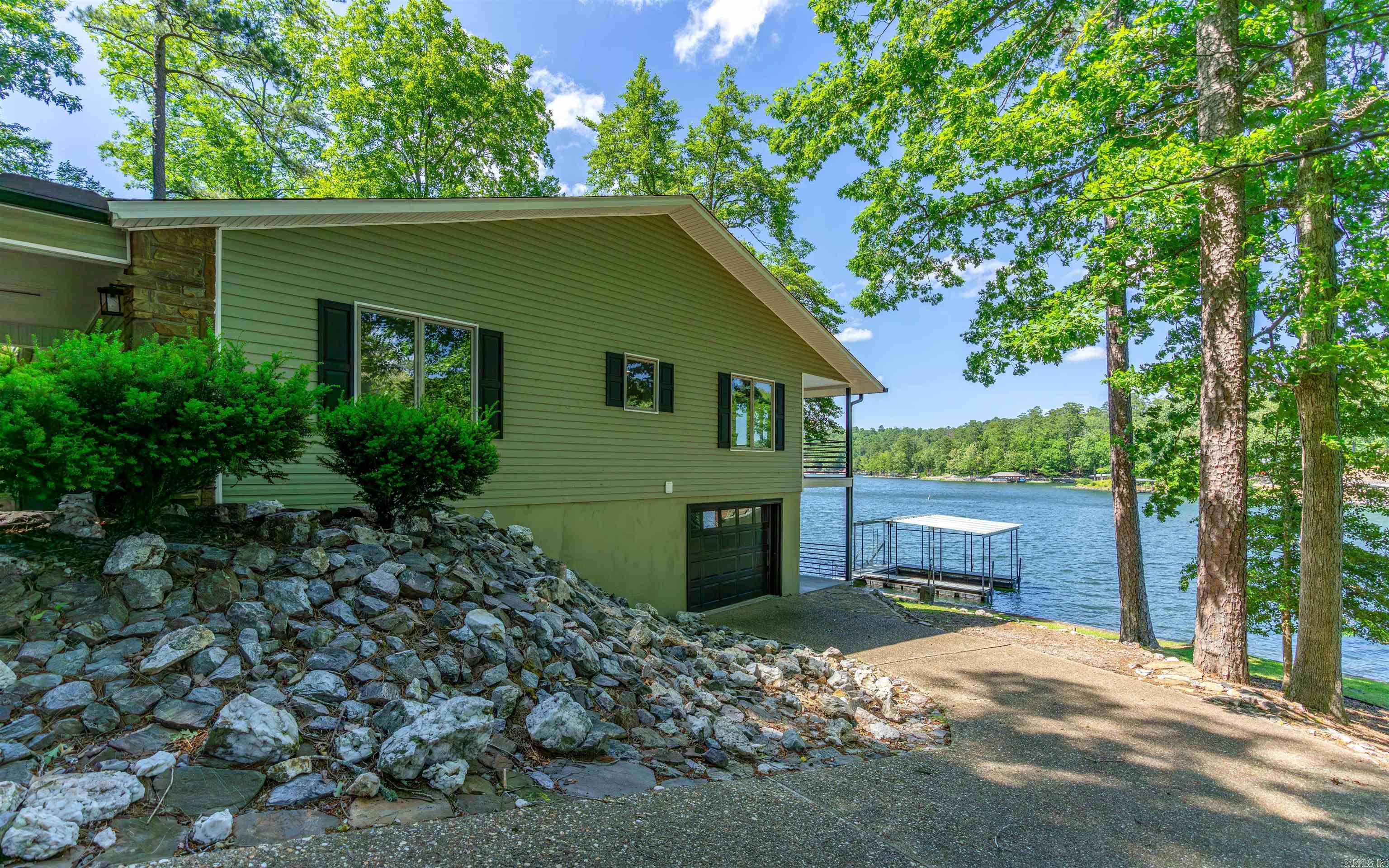 9 Llana  Hot Springs Village, AR