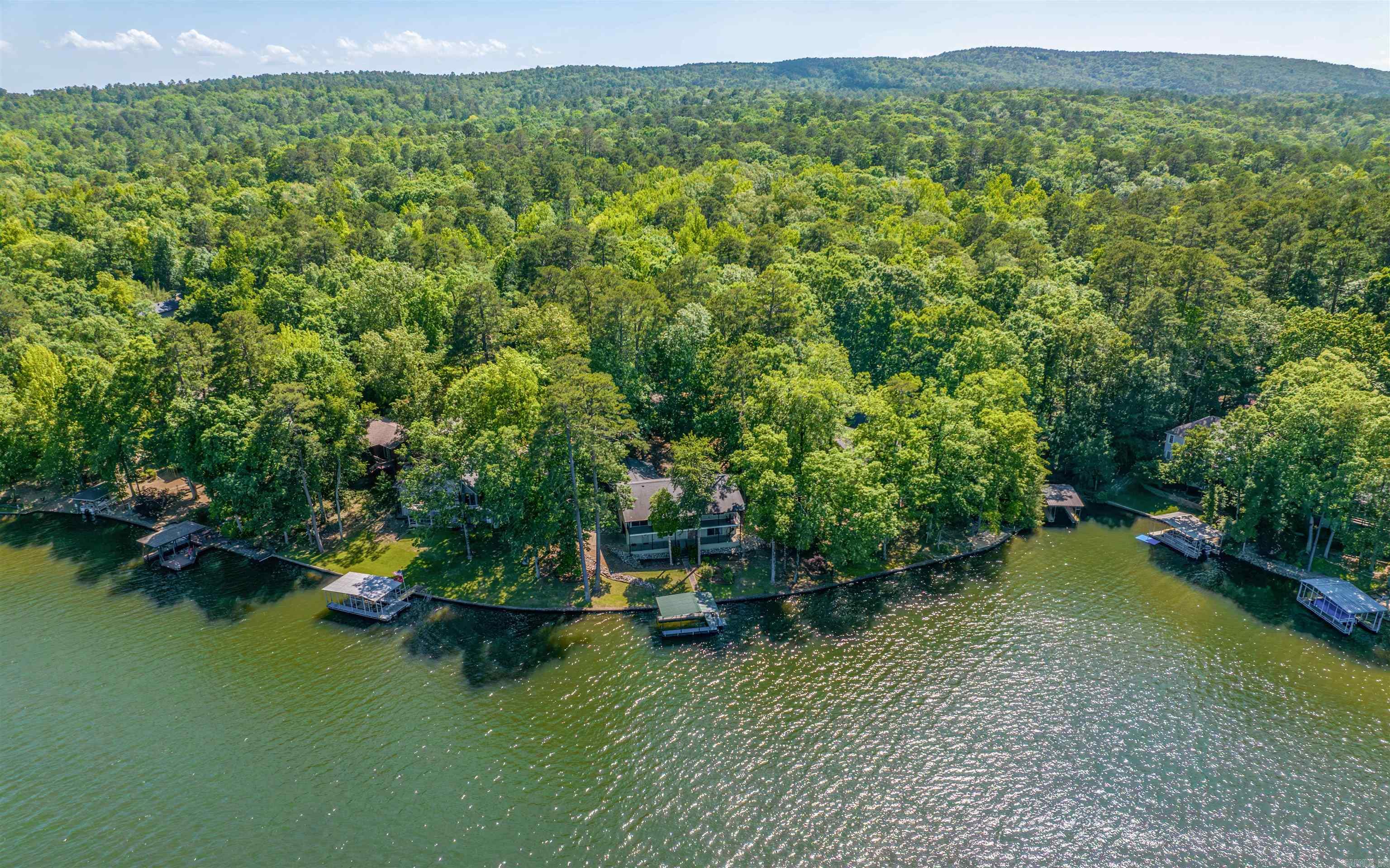9 Llana  Hot Springs Village, AR