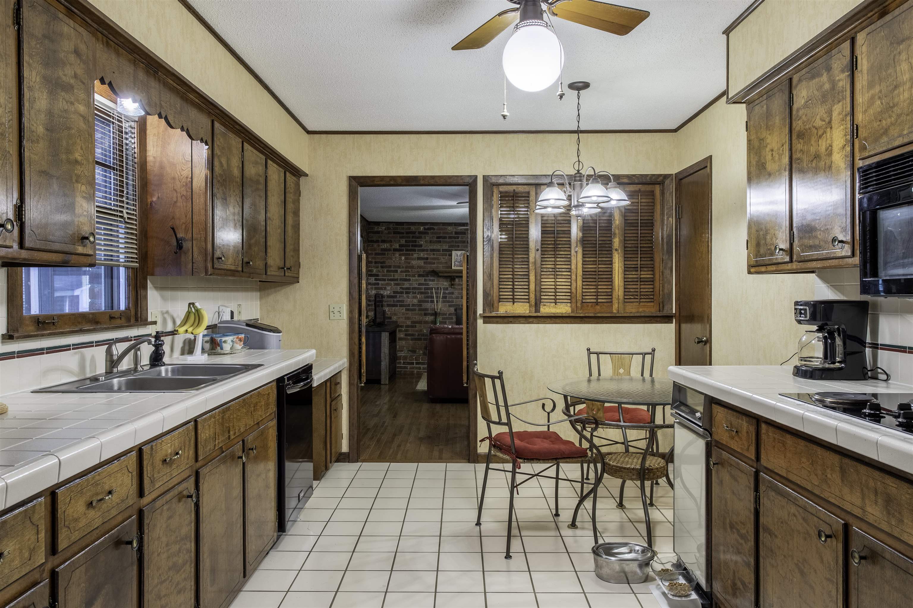 114  US 63B  Bono, AR