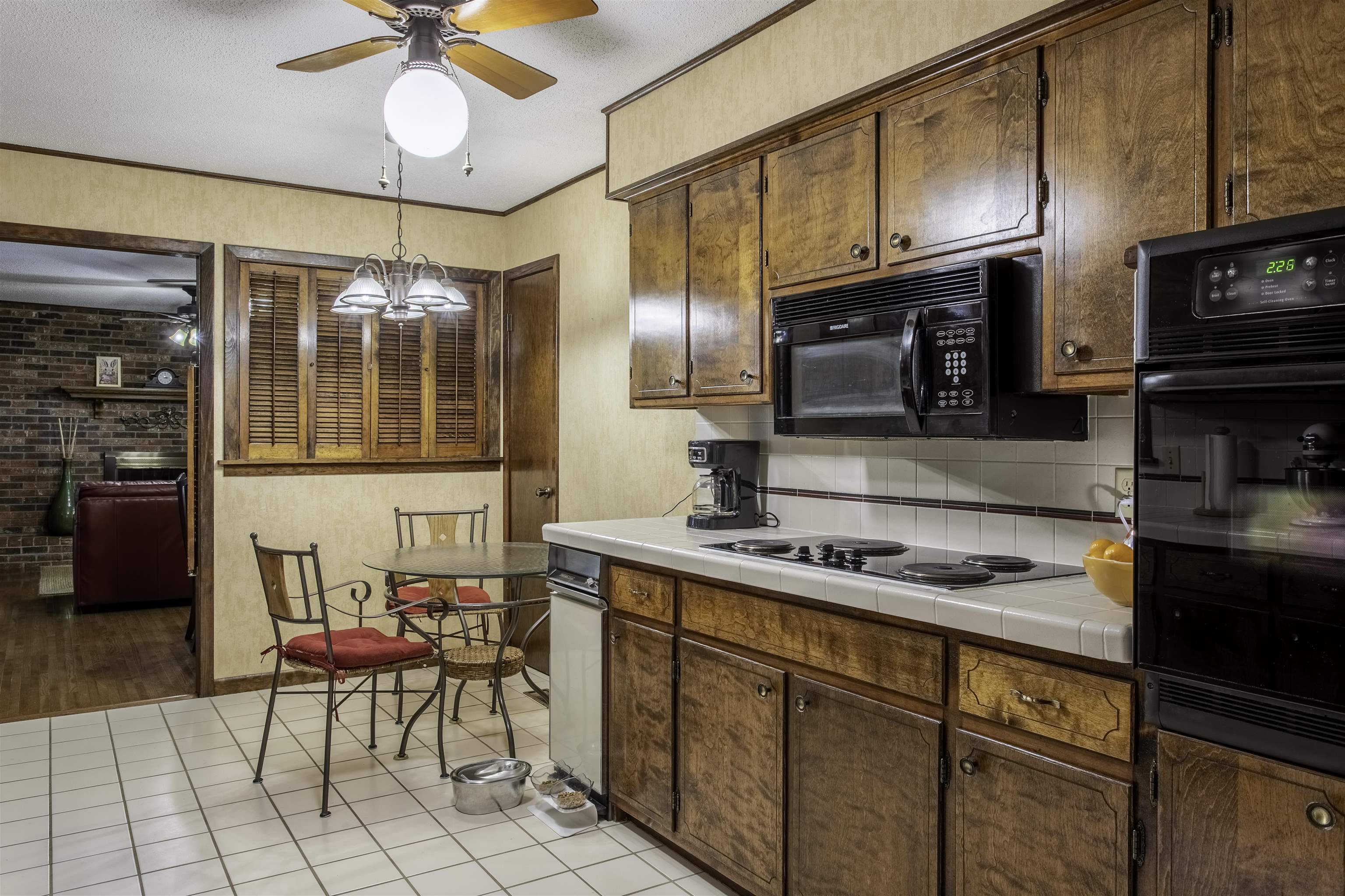 114  US 63B  Bono, AR