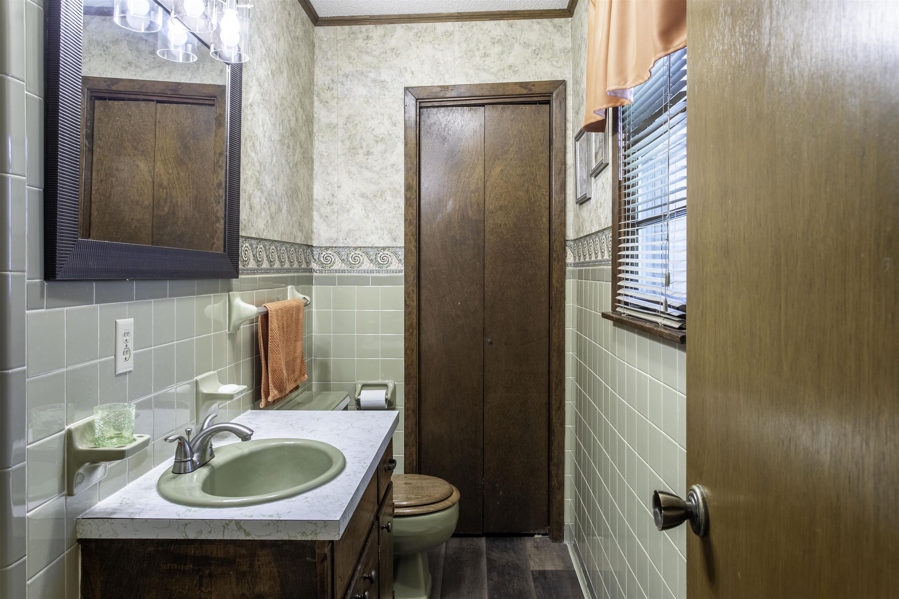 114  US 63B  Bono, AR