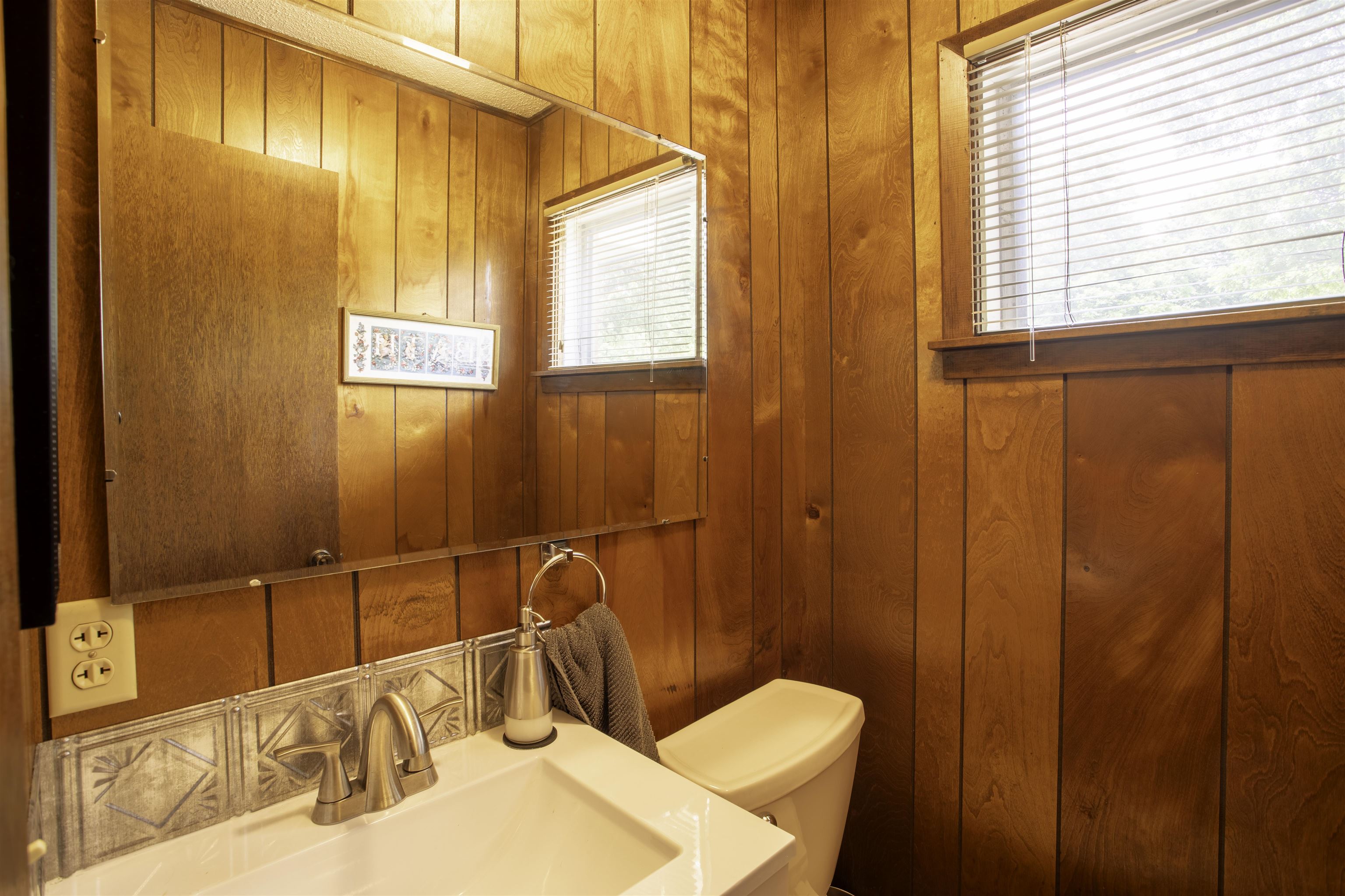 114  US 63B  Bono, AR