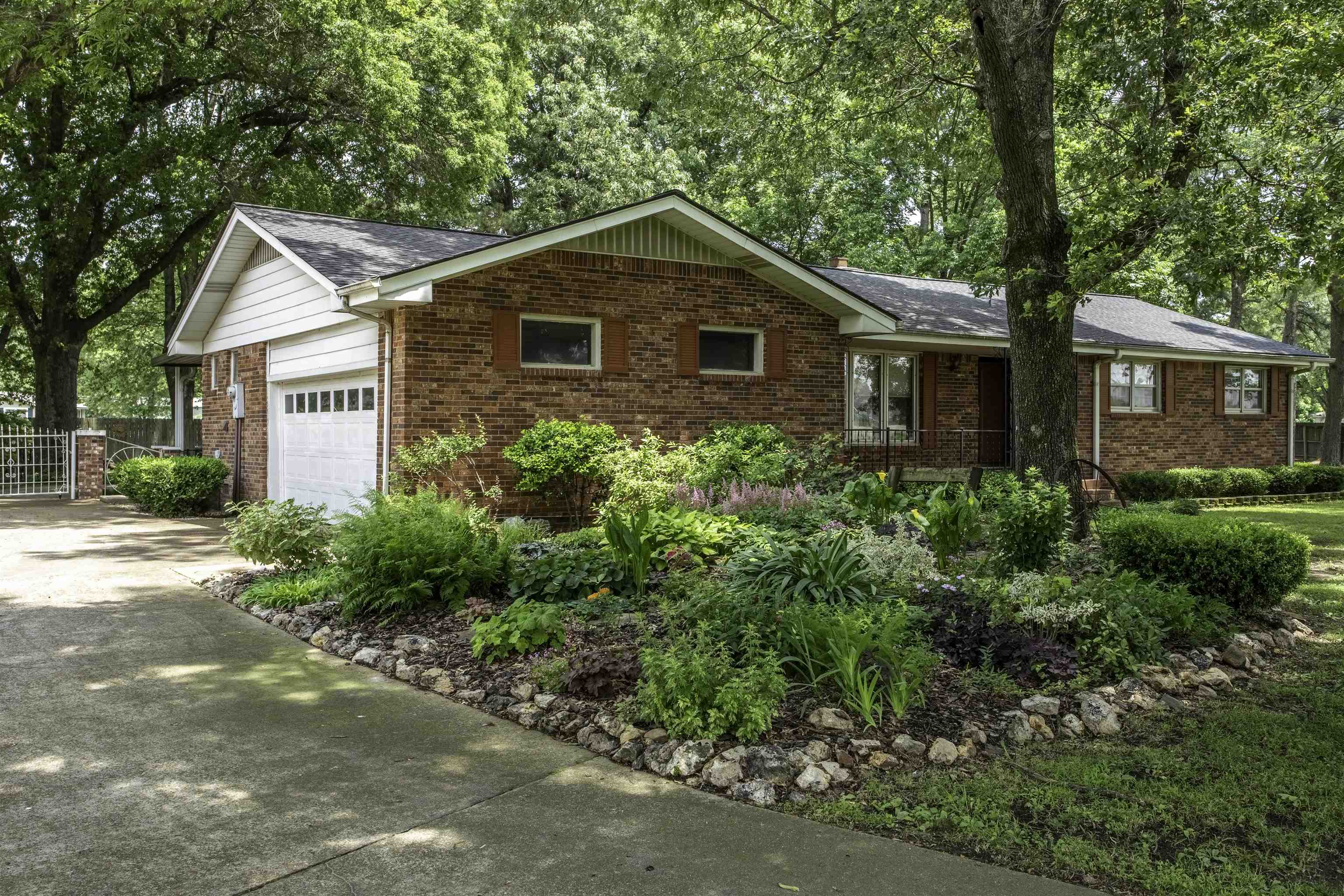 114  US 63B  Bono, AR