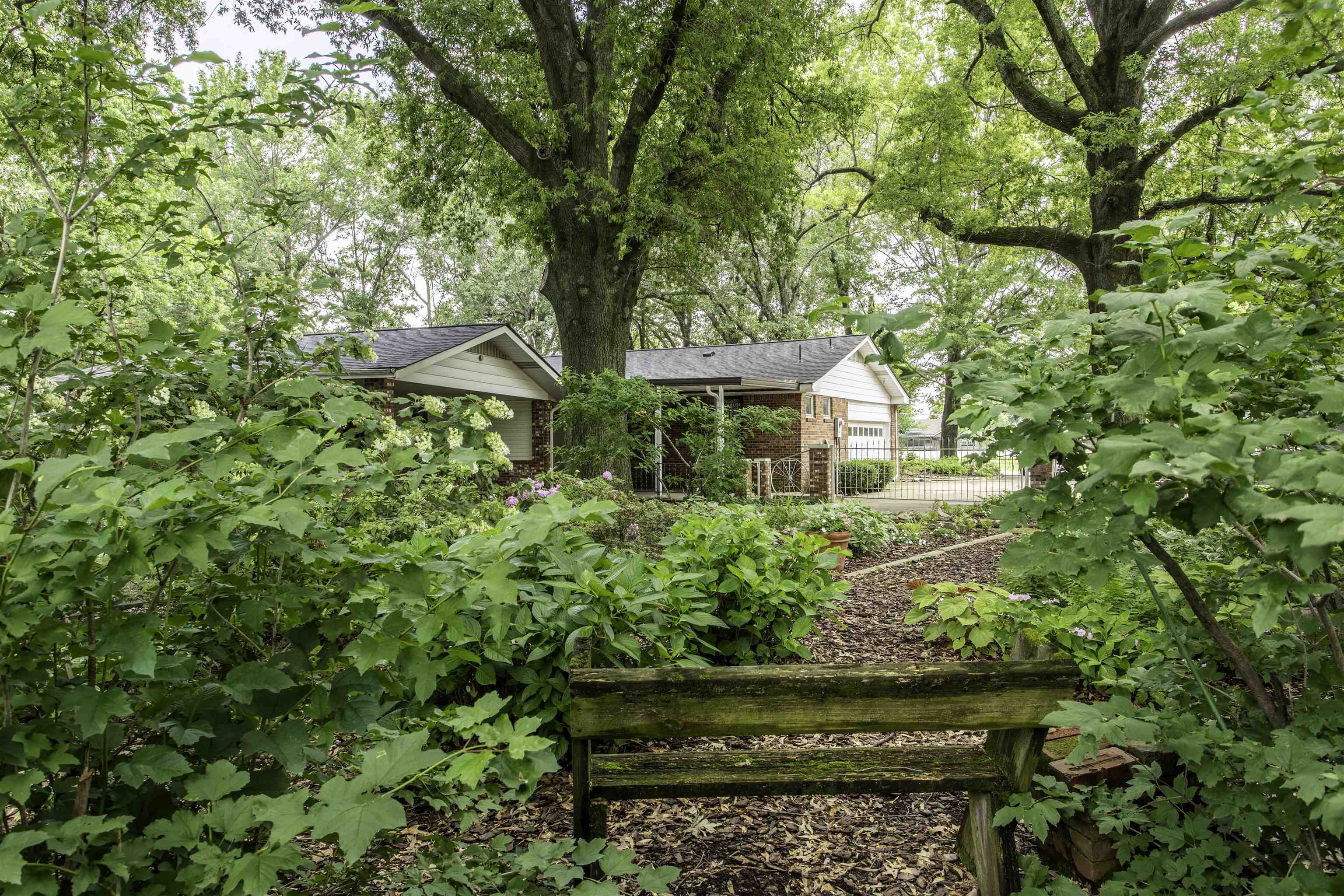 114  US 63B  Bono, AR