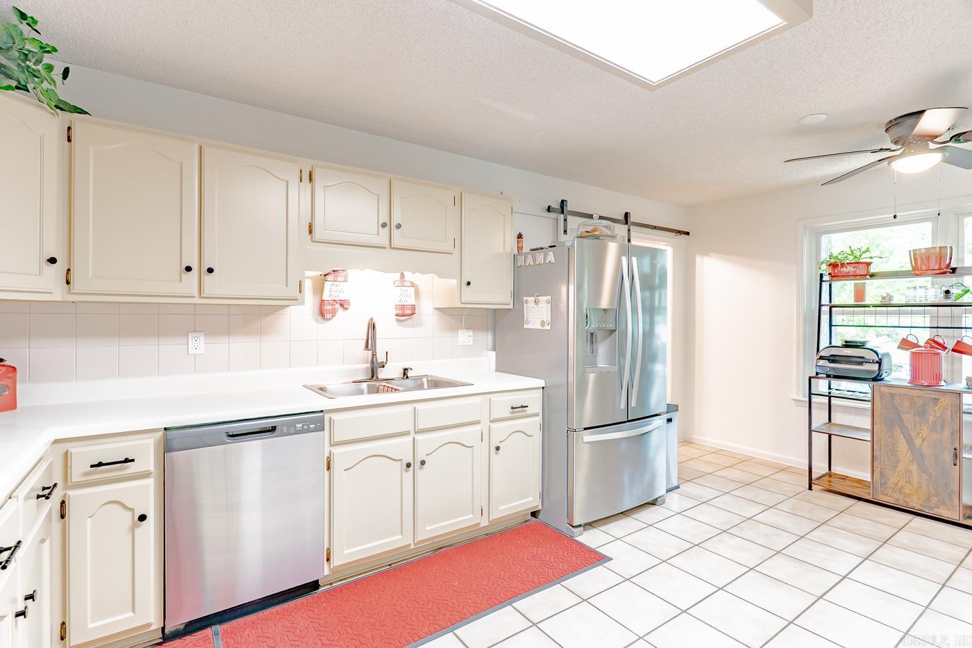 1207  Hunters Run  Jonesboro, AR