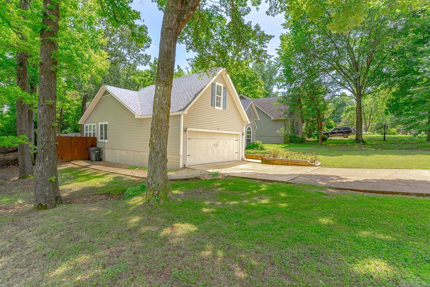 1207  Hunters Run  Jonesboro, AR