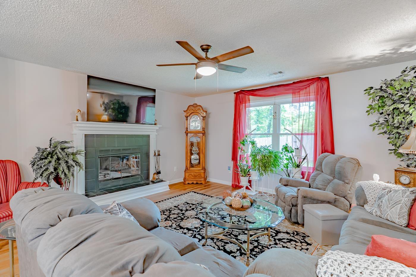 1207  Hunters Run  Jonesboro, AR