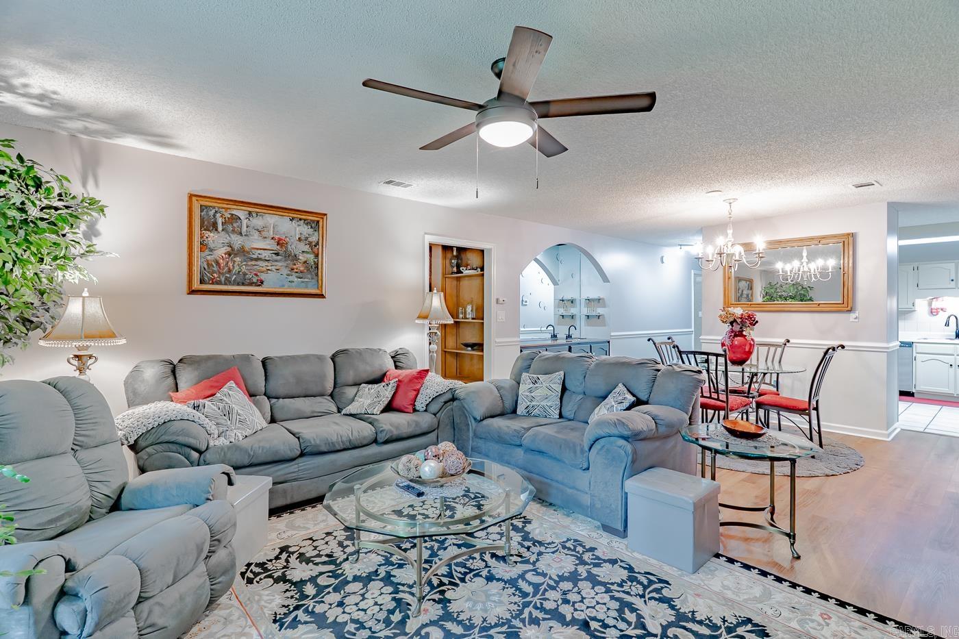 1207  Hunters Run  Jonesboro, AR