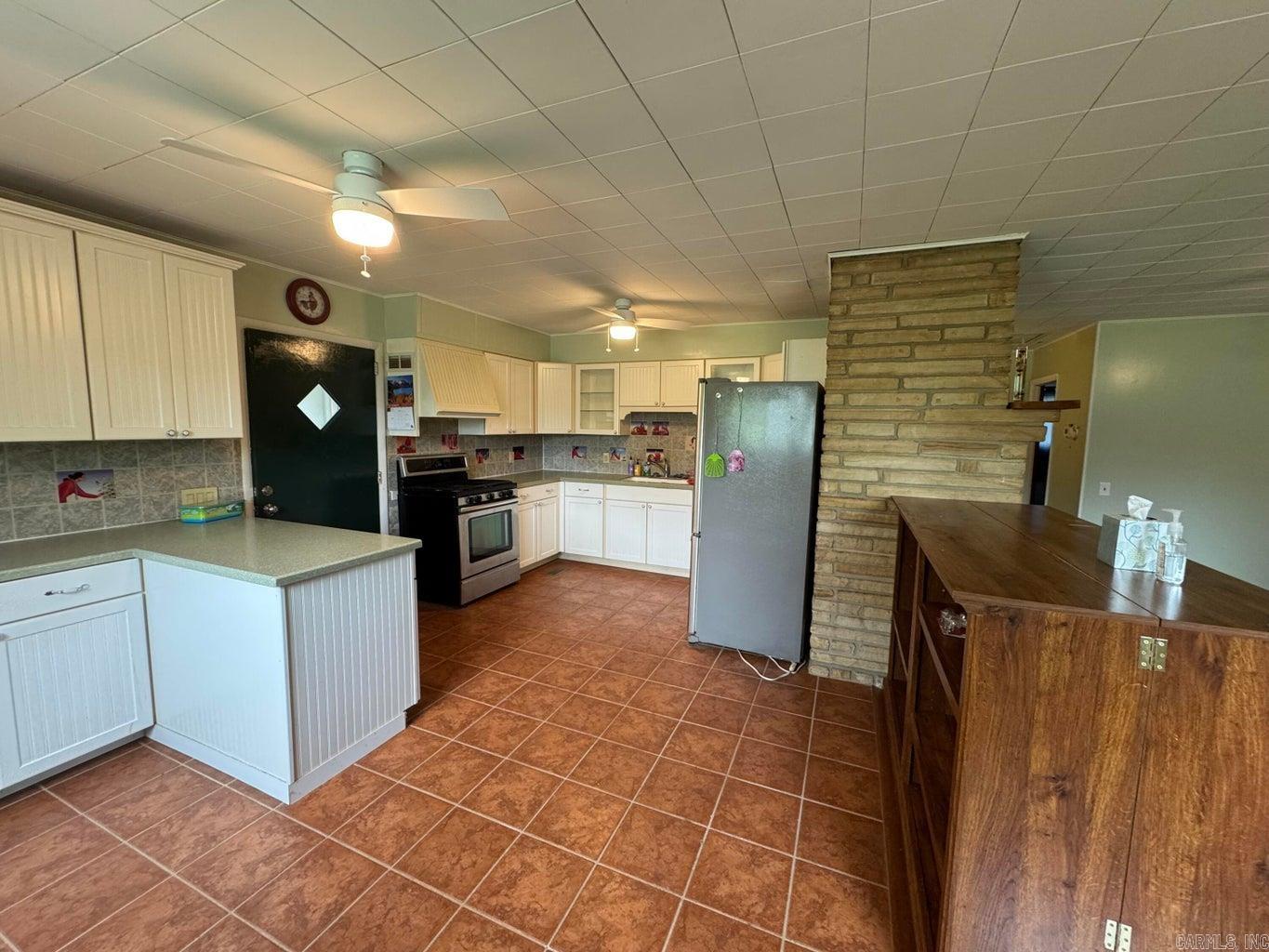 1138  Mill Creek  Salem, AR
