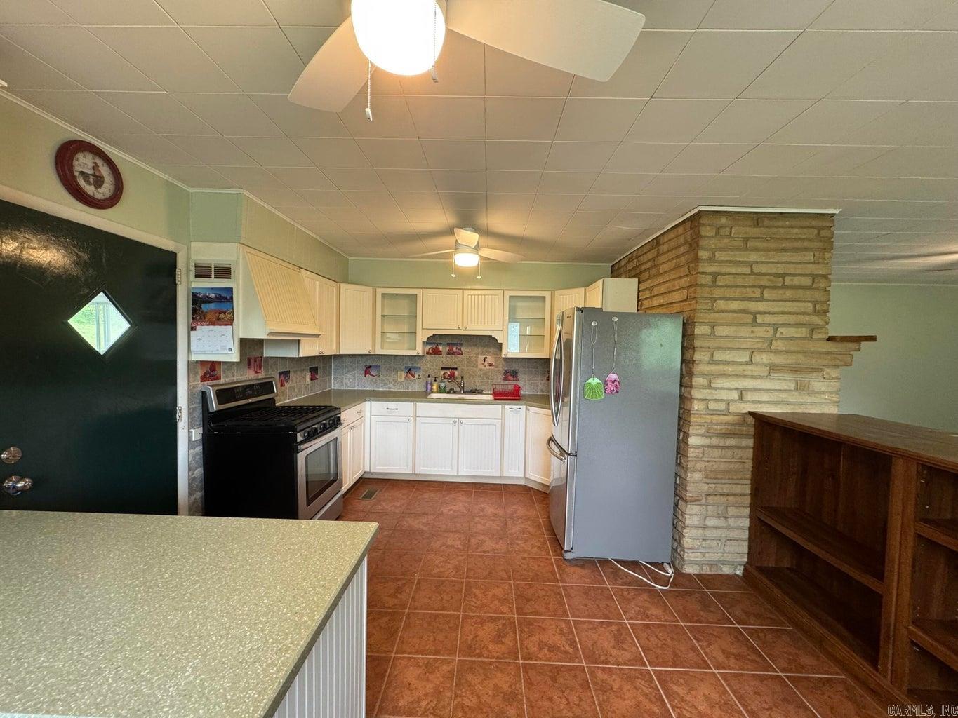1138  Mill Creek  Salem, AR