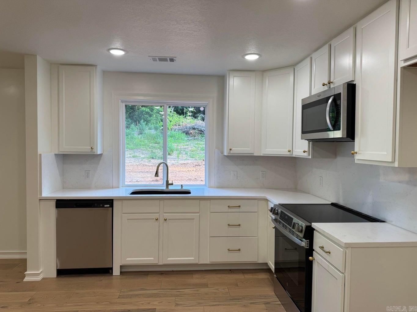 24  Kere  Cherokee Village, AR