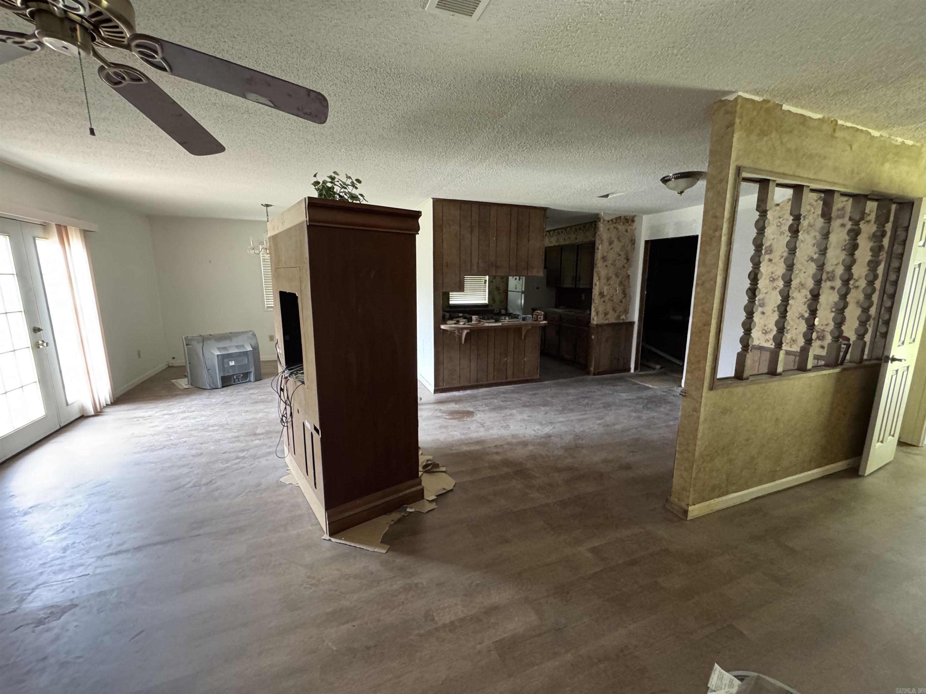 10  Hollyridge Ct  Jacksonville, AR