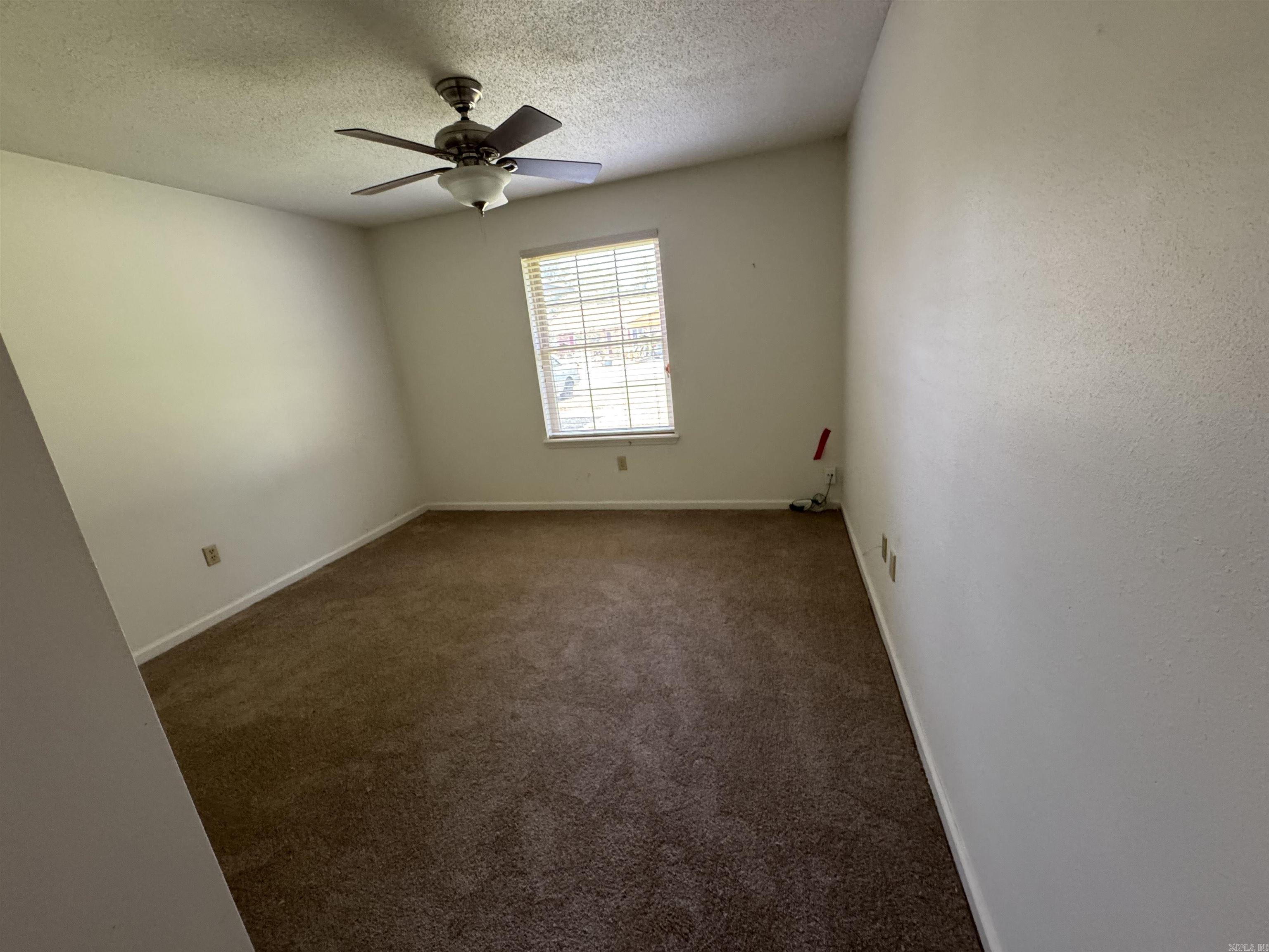 10  Hollyridge Ct  Jacksonville, AR