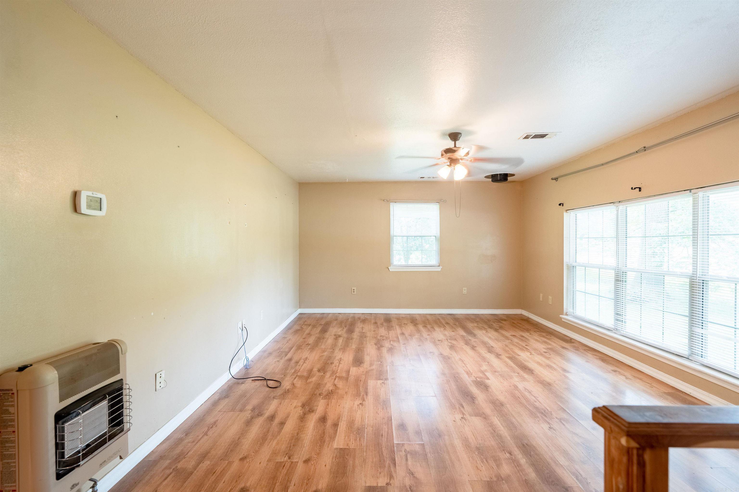 304  Main  Letona, AR