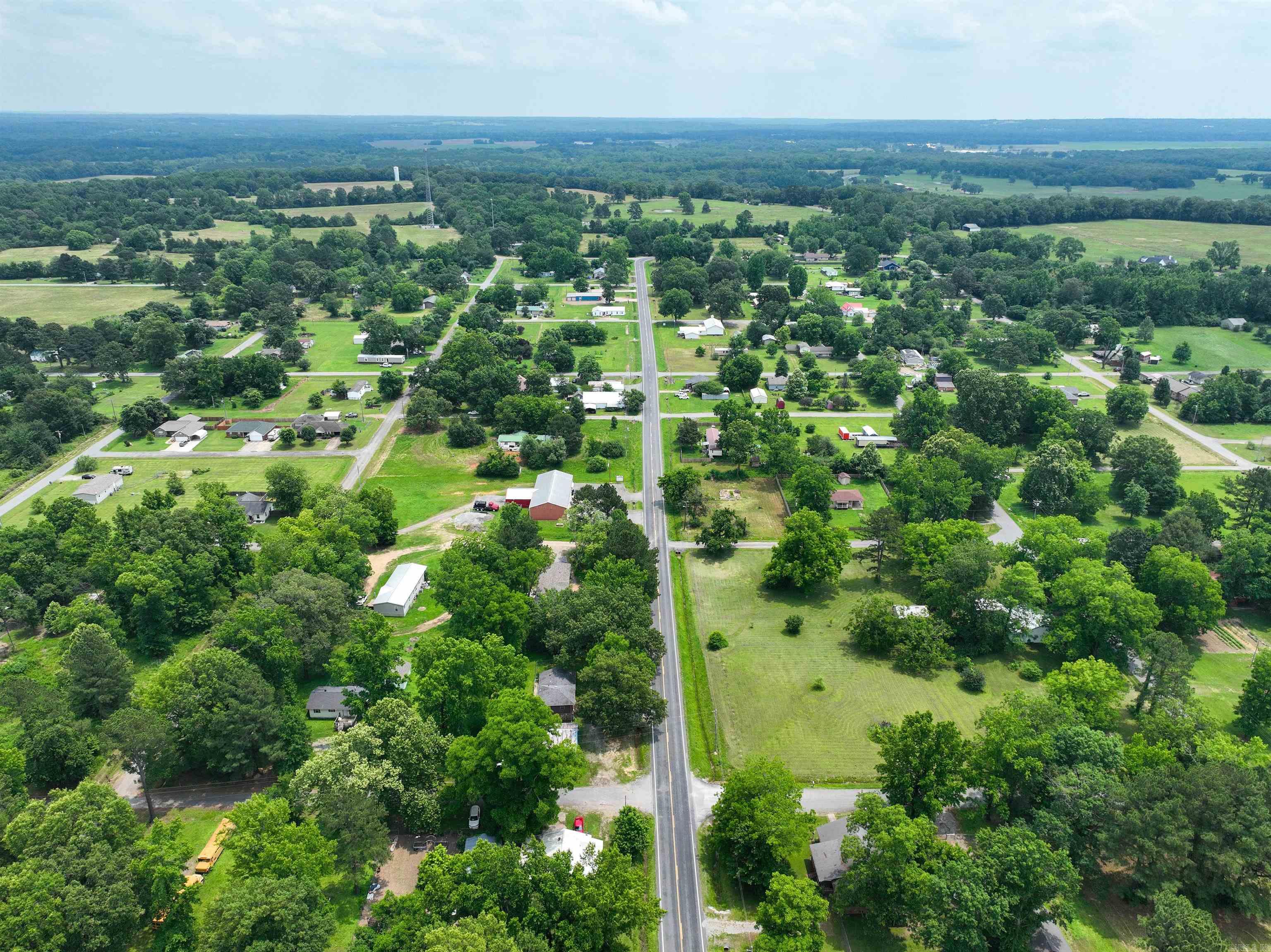 304  Main  Letona, AR