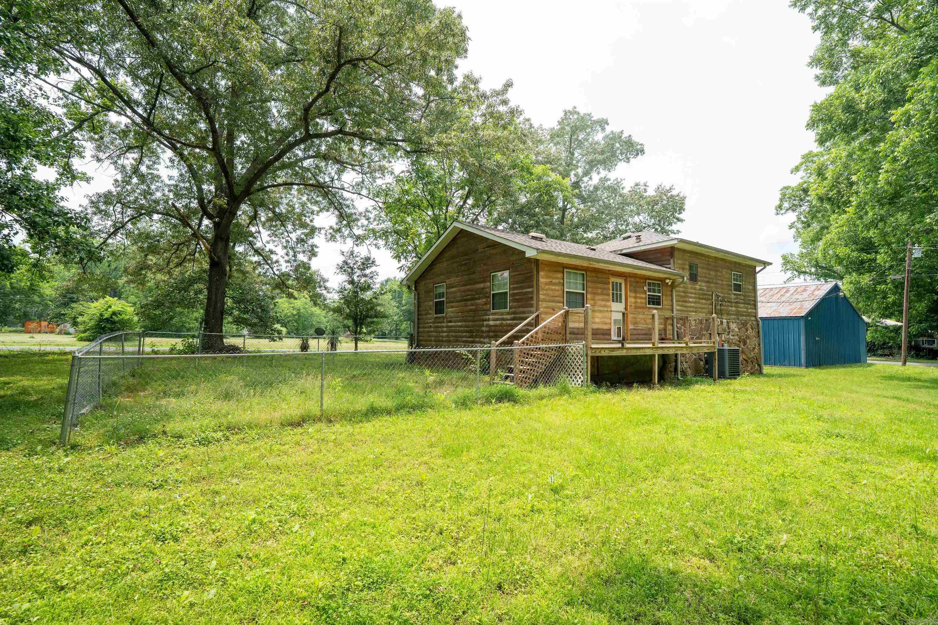 304  Main  Letona, AR