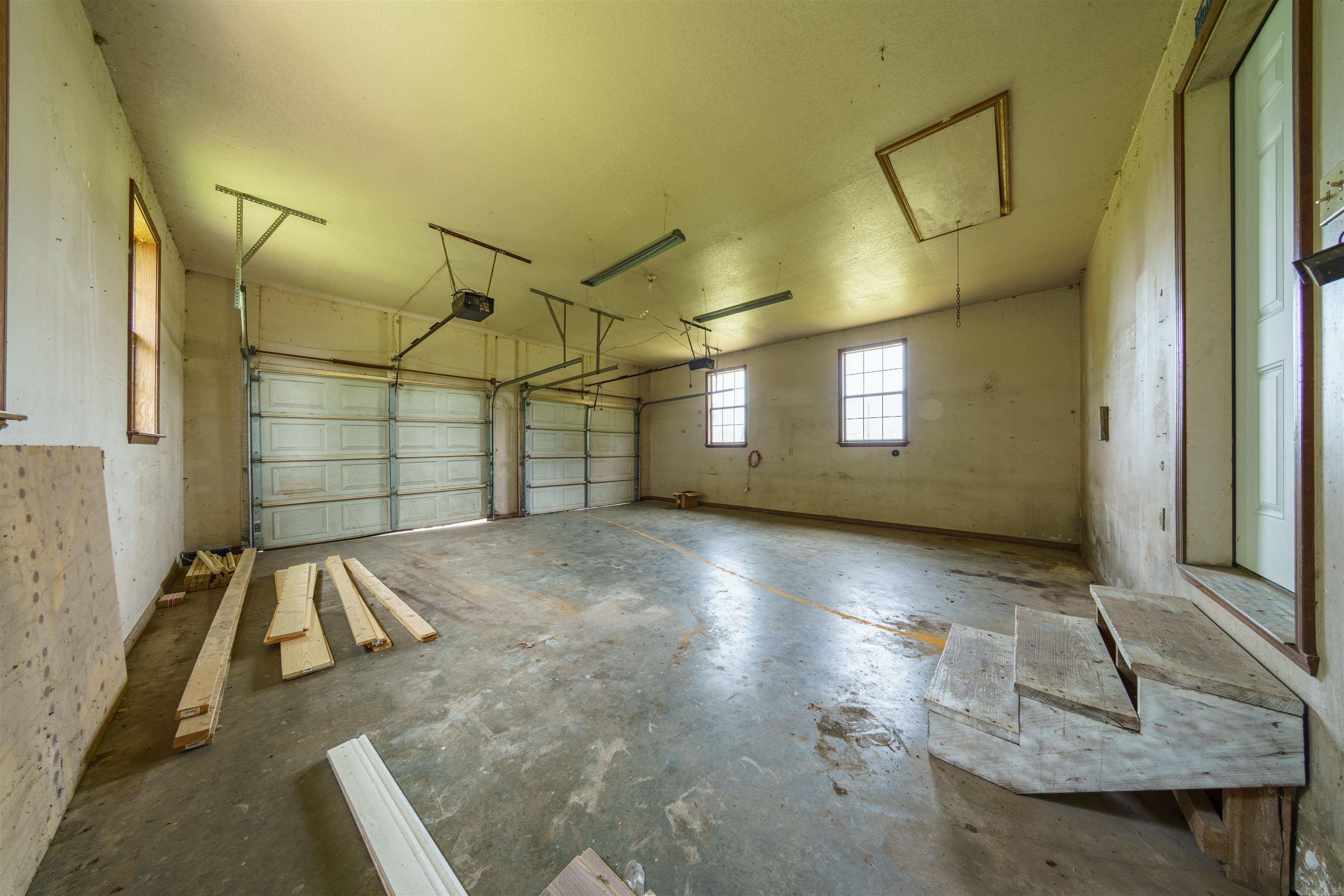 569  Hamlett Springs  Cave City, AR
