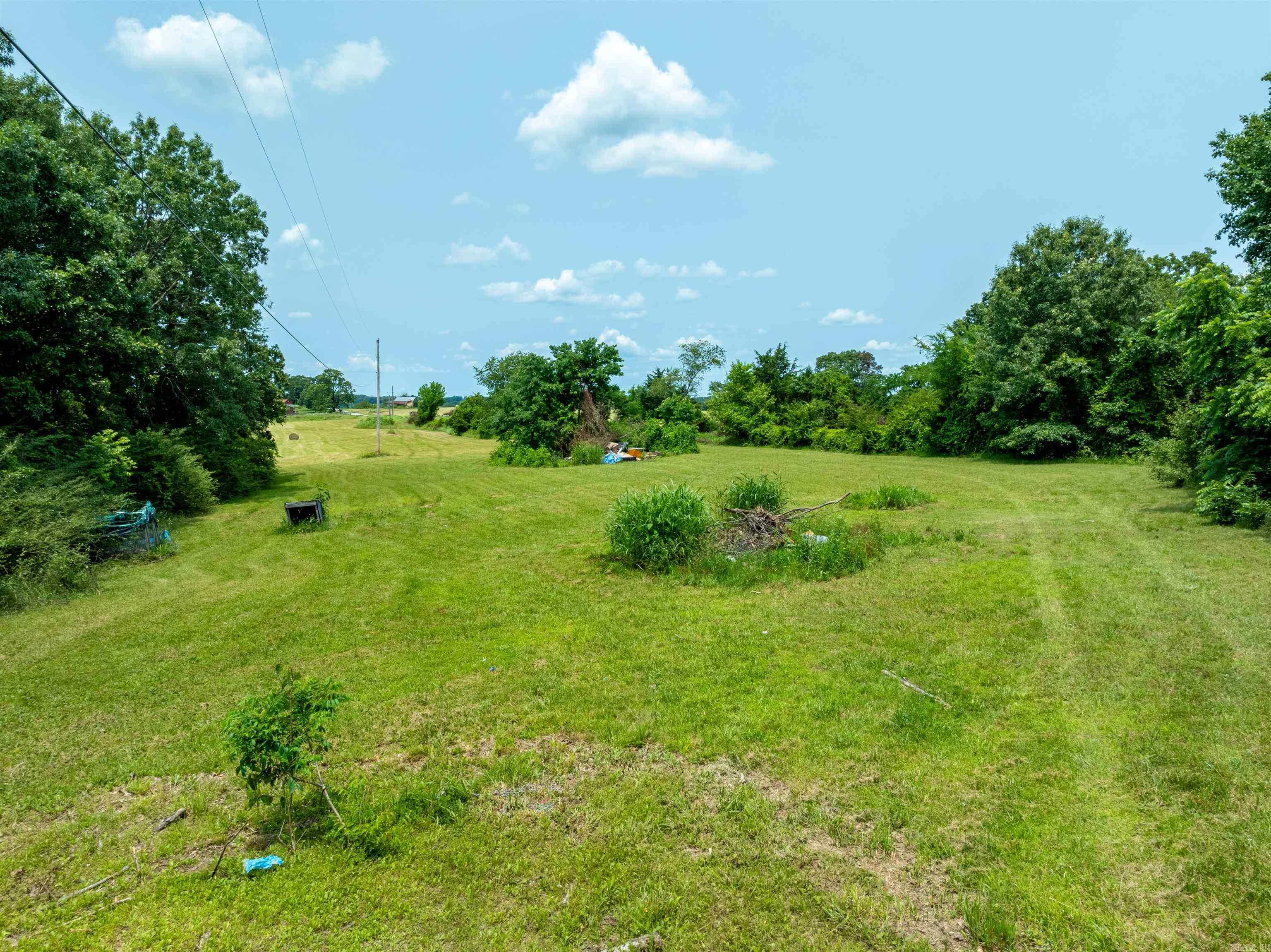 569  Hamlett Springs  Cave City, AR