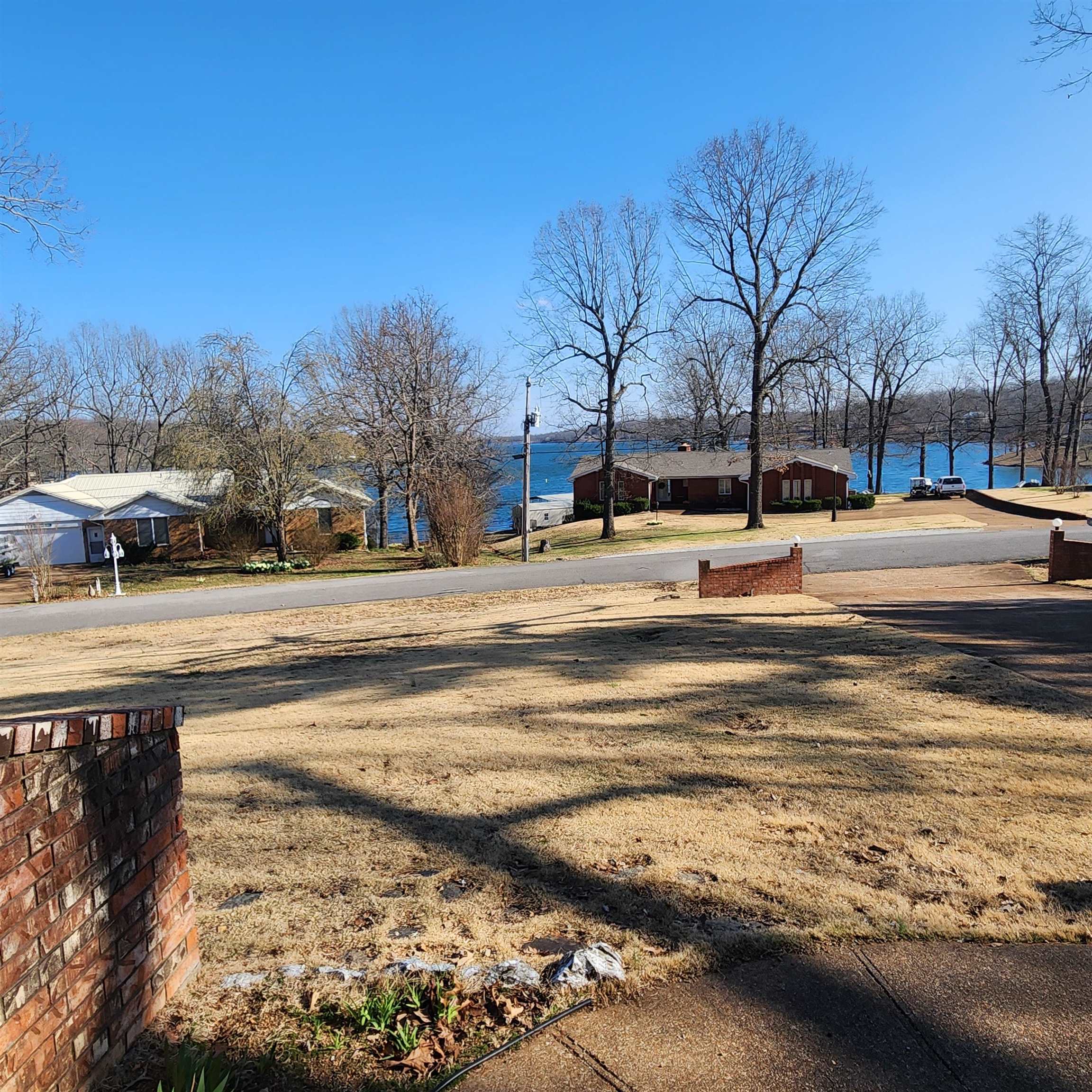 110  Emerald  Horseshoe Bend, AR