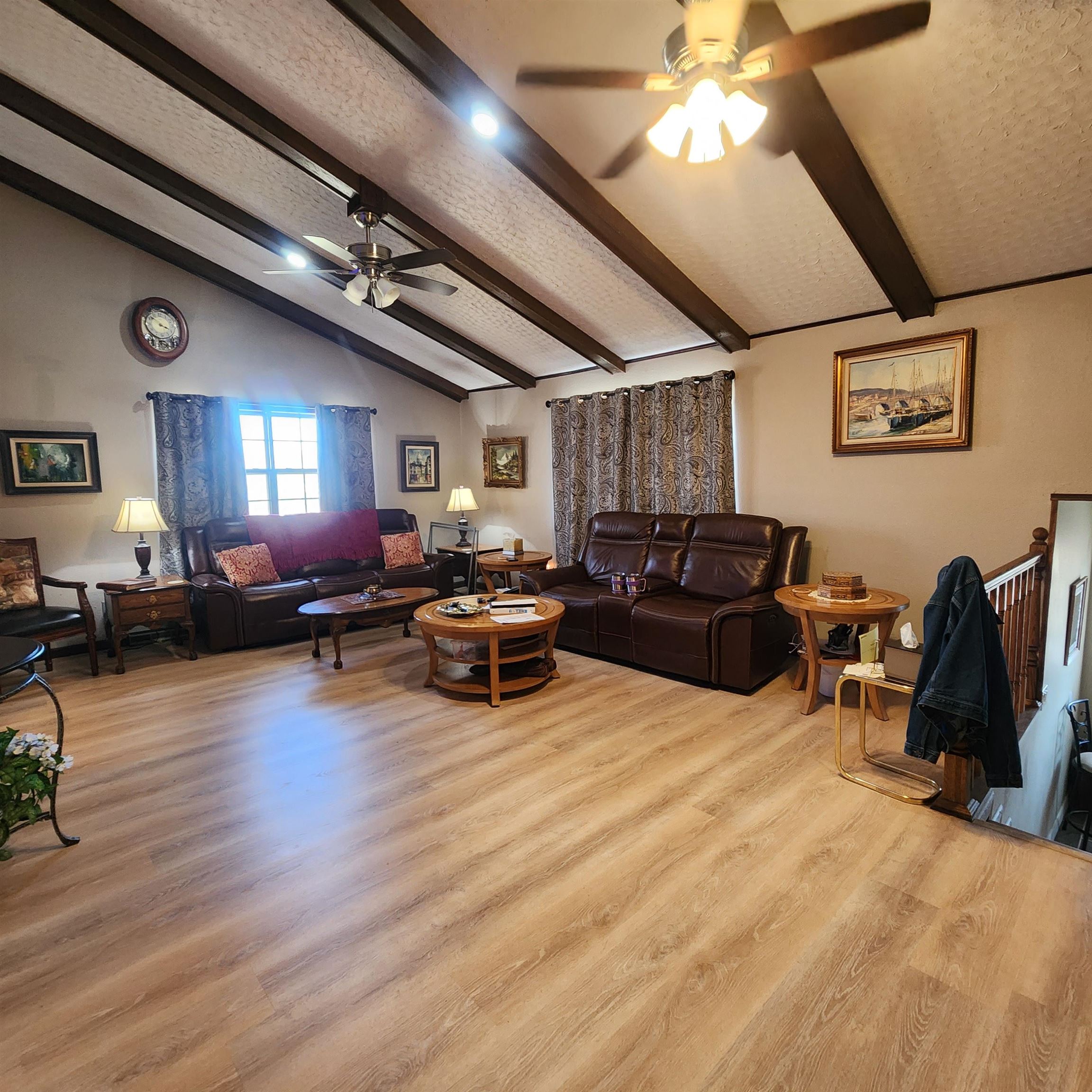 110  Emerald  Horseshoe Bend, AR