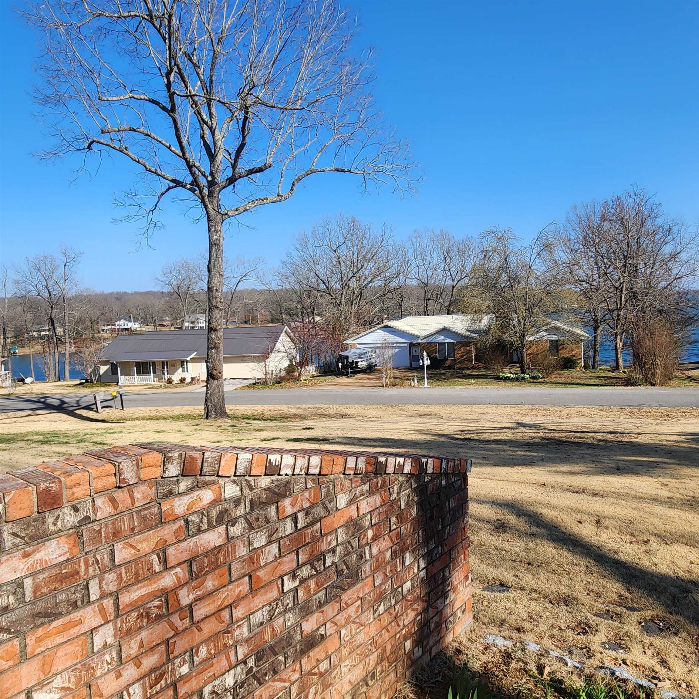 110  Emerald  Horseshoe Bend, AR