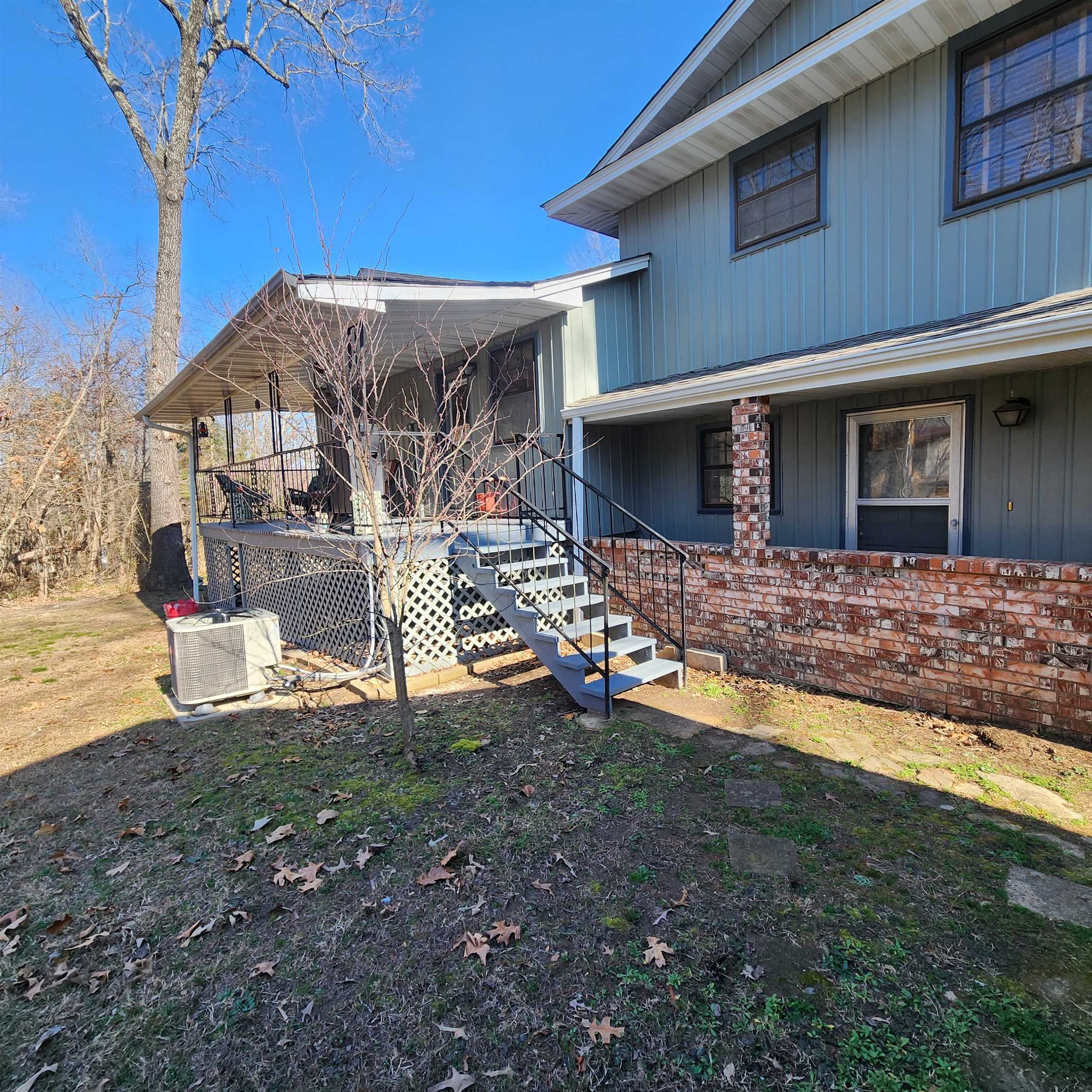 110  Emerald  Horseshoe Bend, AR