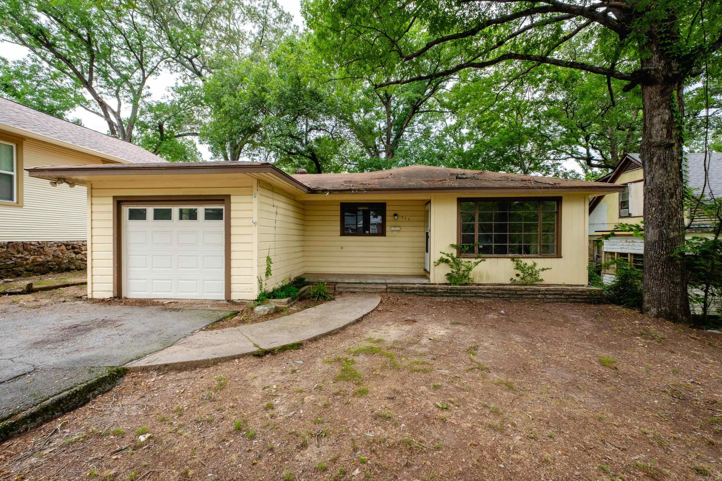 220 N Monroe St  Little Rock, AR