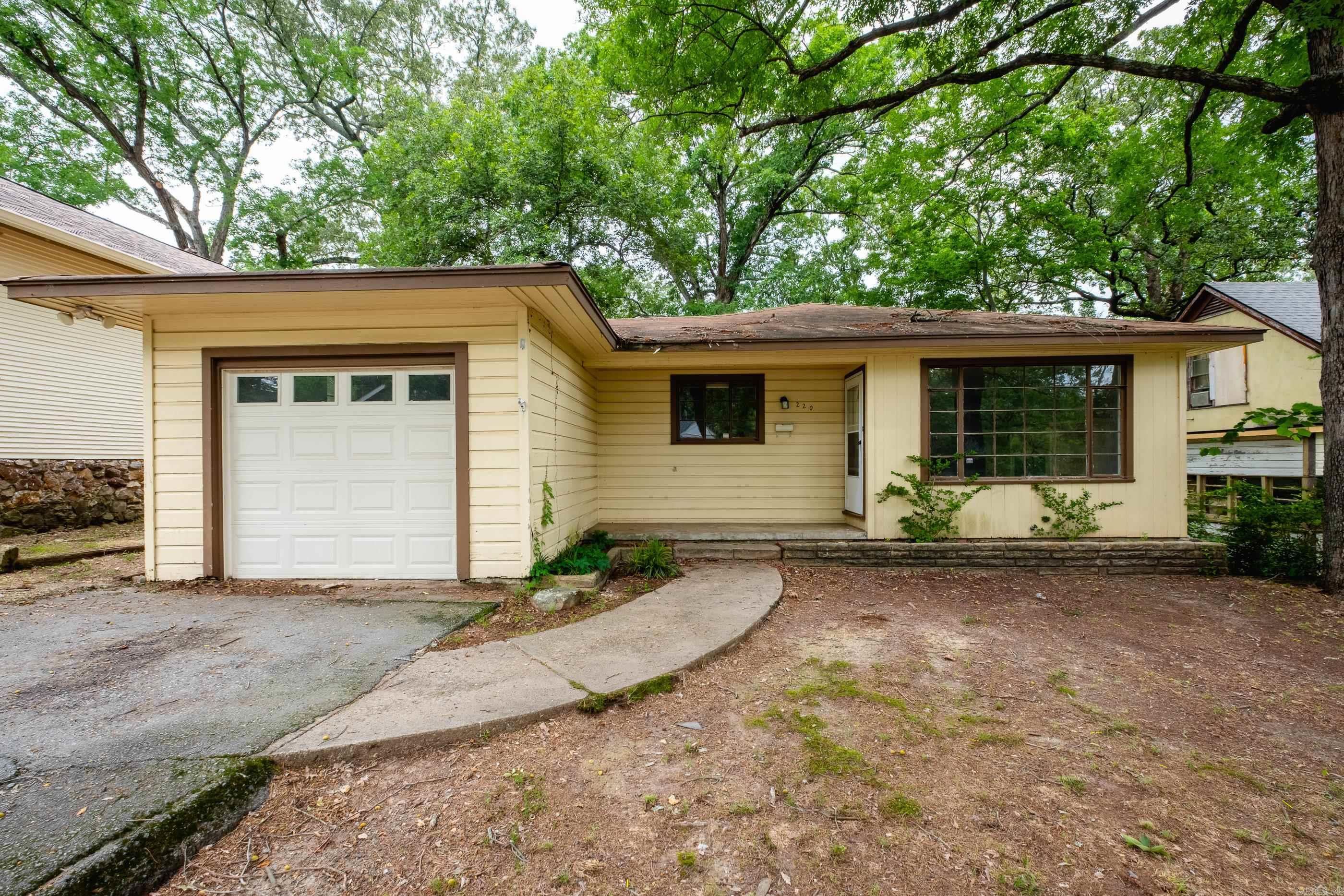 220 N Monroe St  Little Rock, AR
