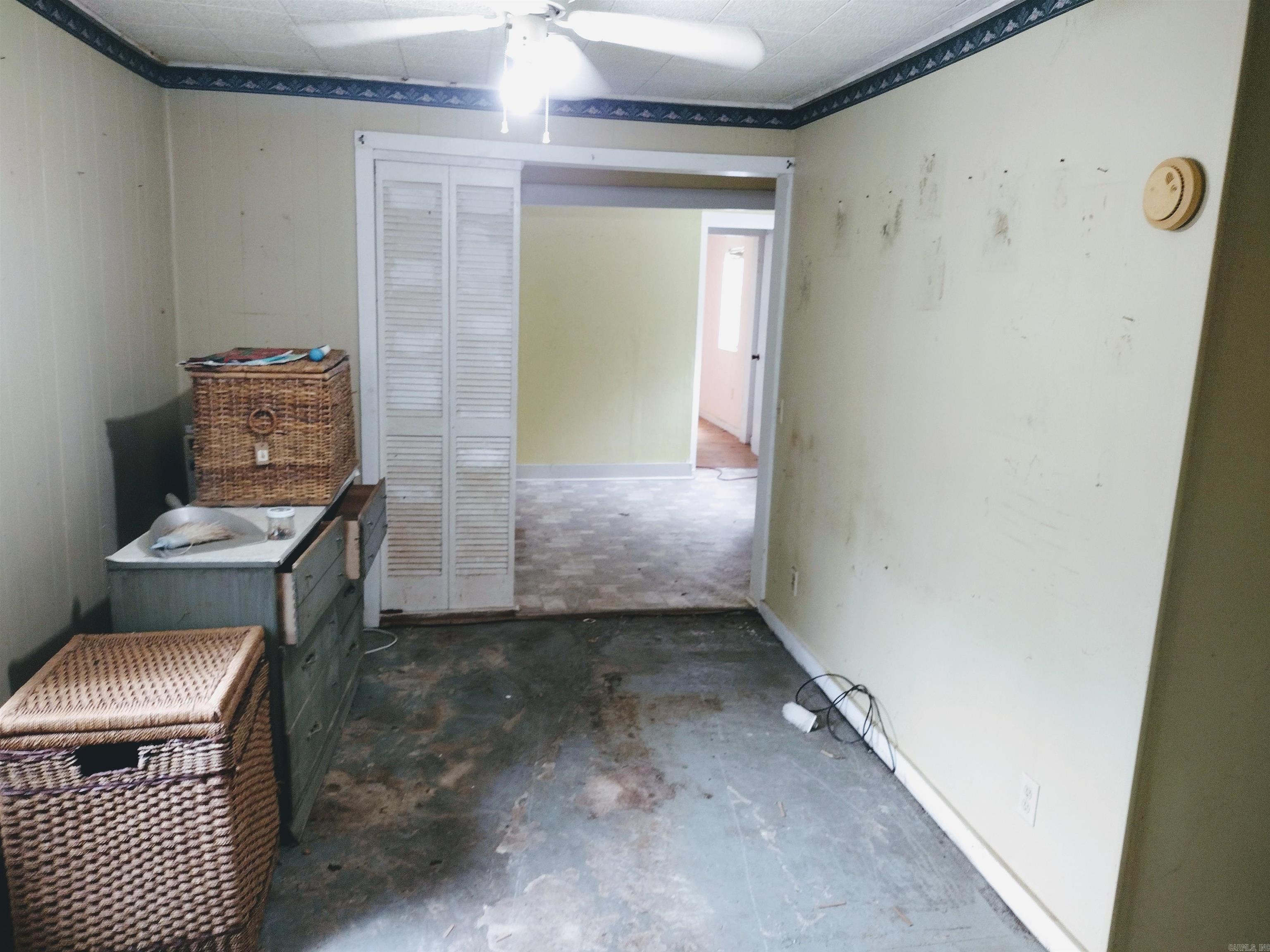 205  N Peabody  Mountain View, AR